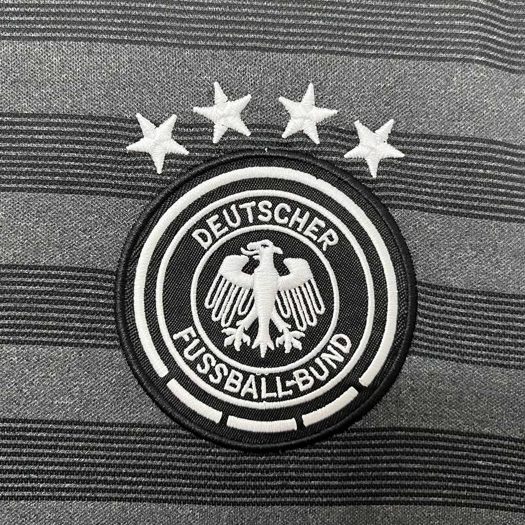 Muller #13 Retro Germany Away Jersey 2016