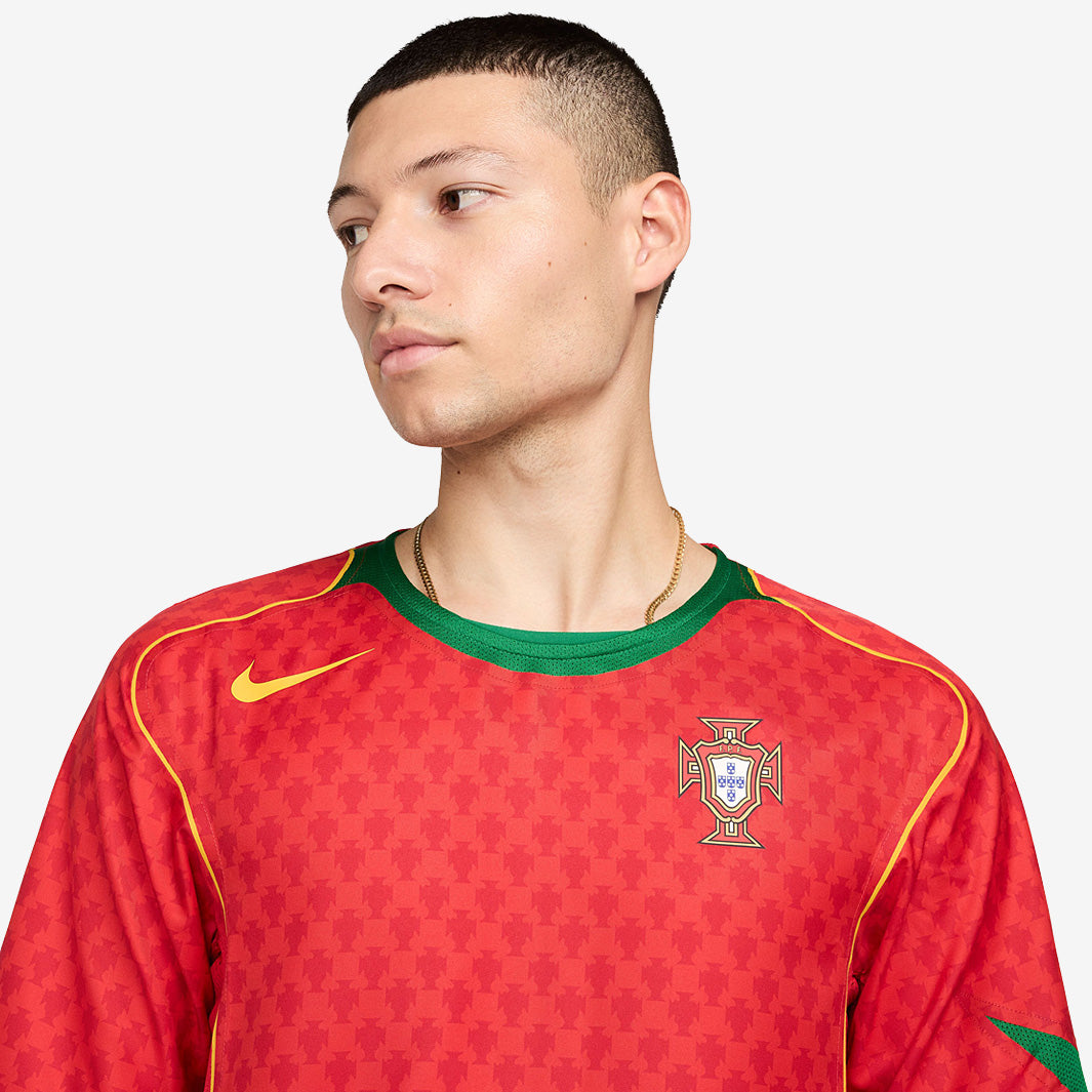 Nike Portugal 2004 Re-Issue SS Shirt
