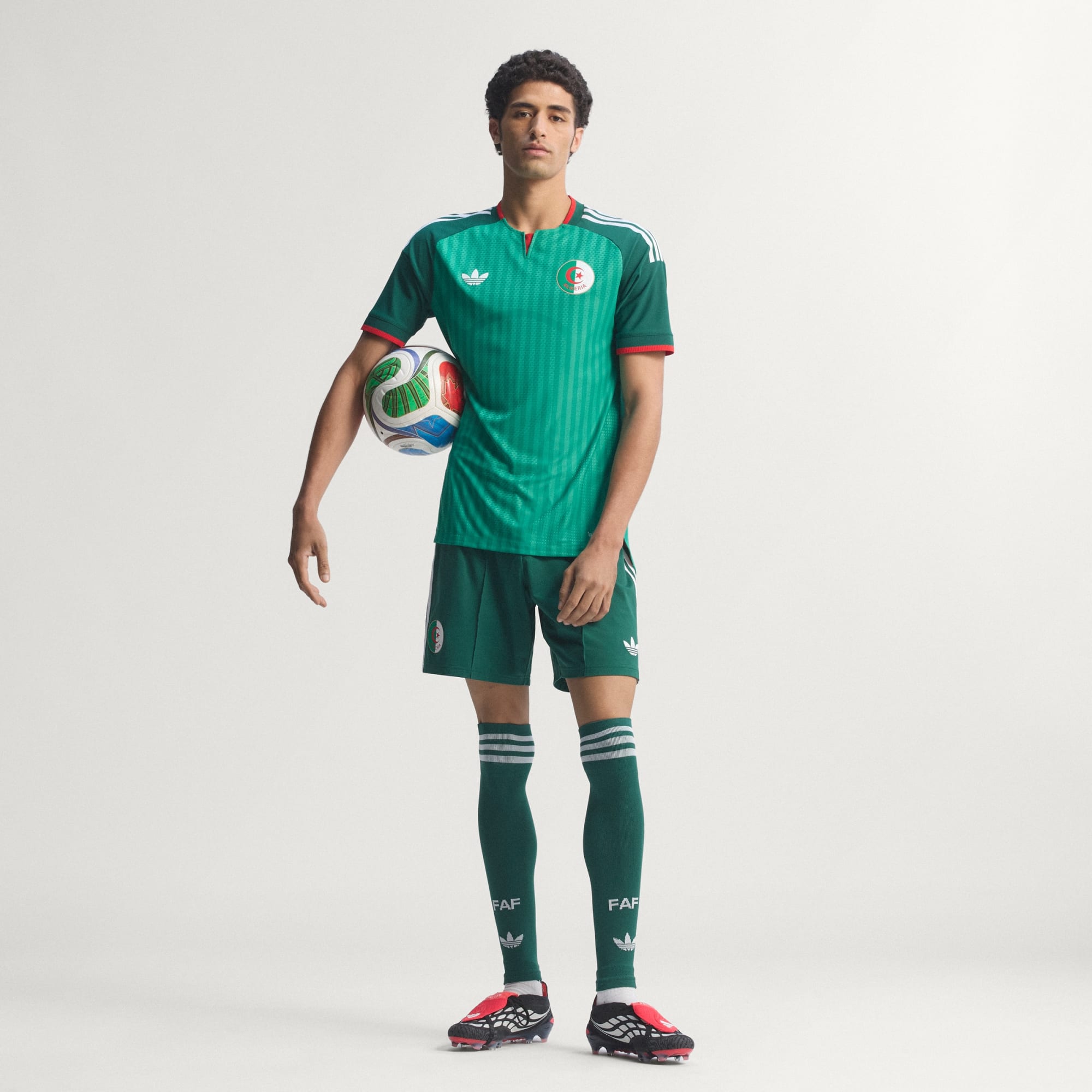 Algeria 26 Away Authentic Jersey