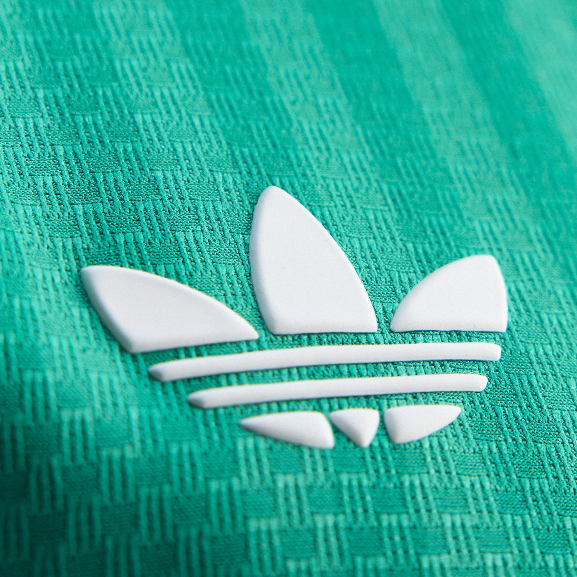 Algeria 26 Away Authentic Jersey