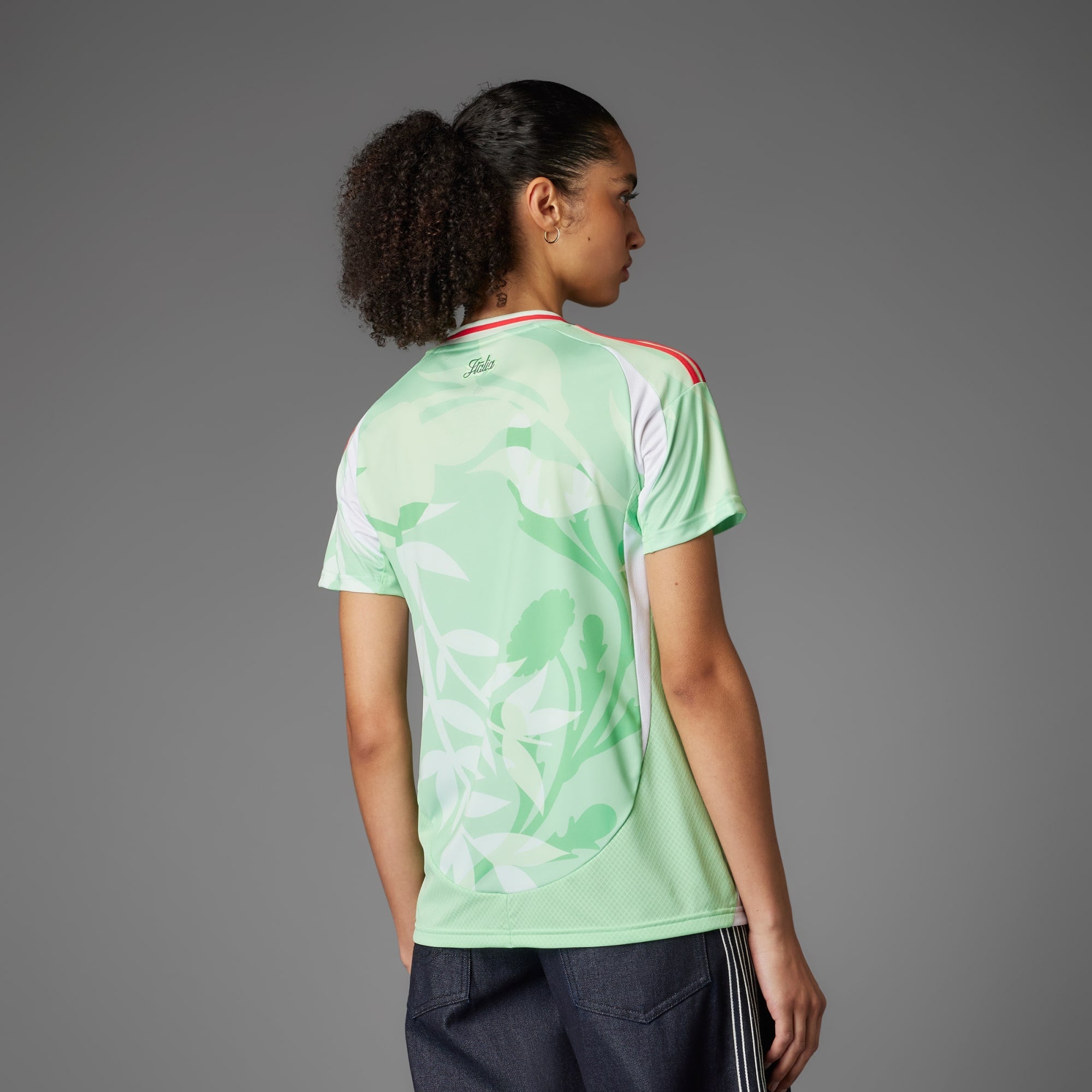 Italy 25 (Women's Team) Away Jersey