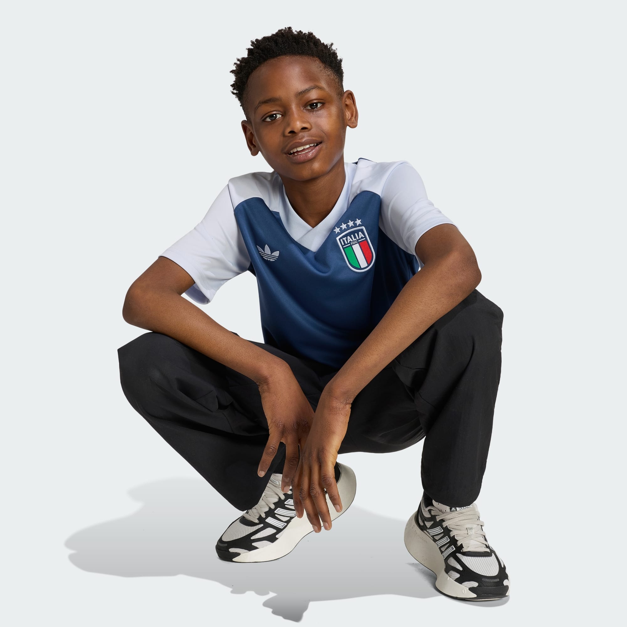 Italy 26 Away Kids Pre-Match Jersey