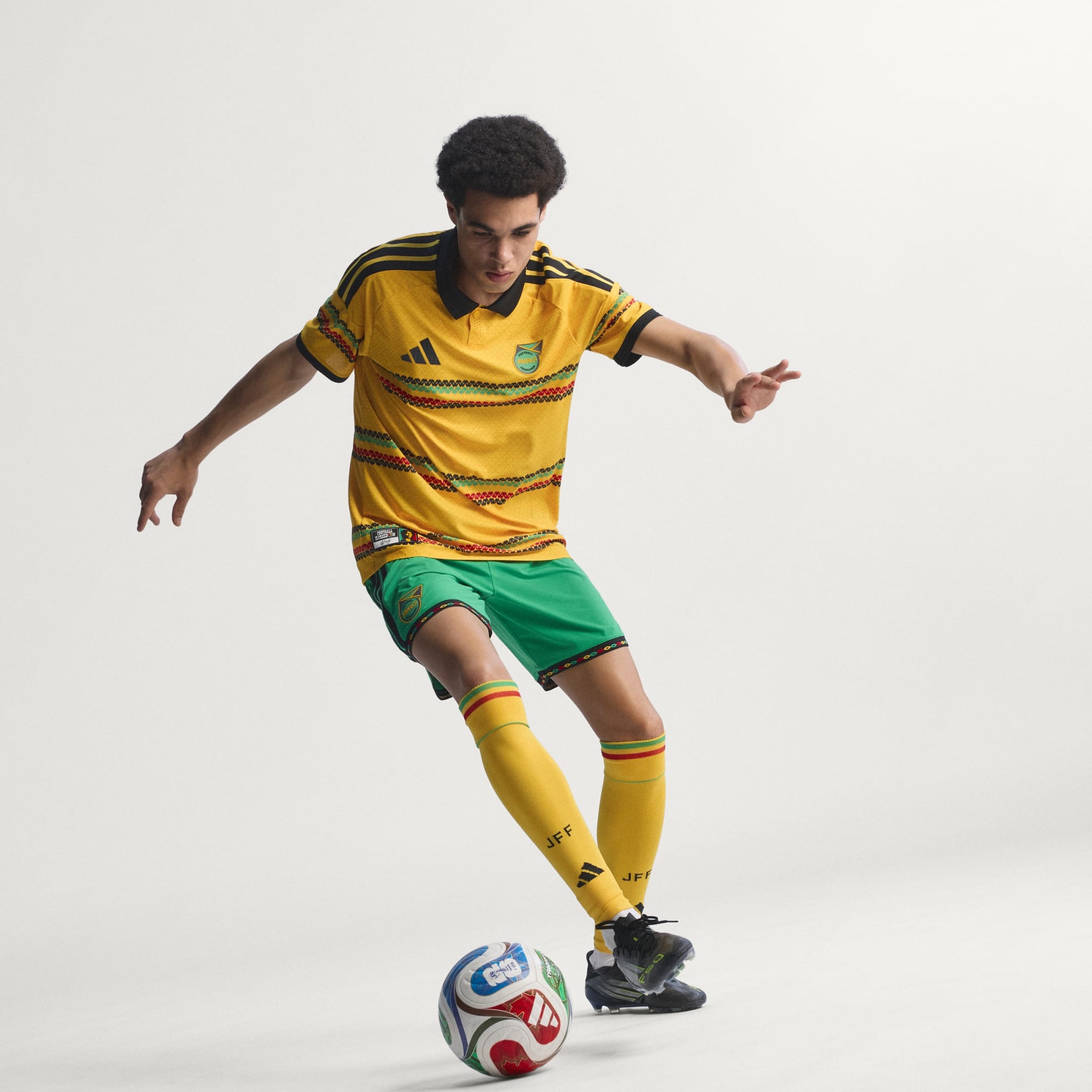 Jamaica 26 x Bob Marley Home Authentic Jersey