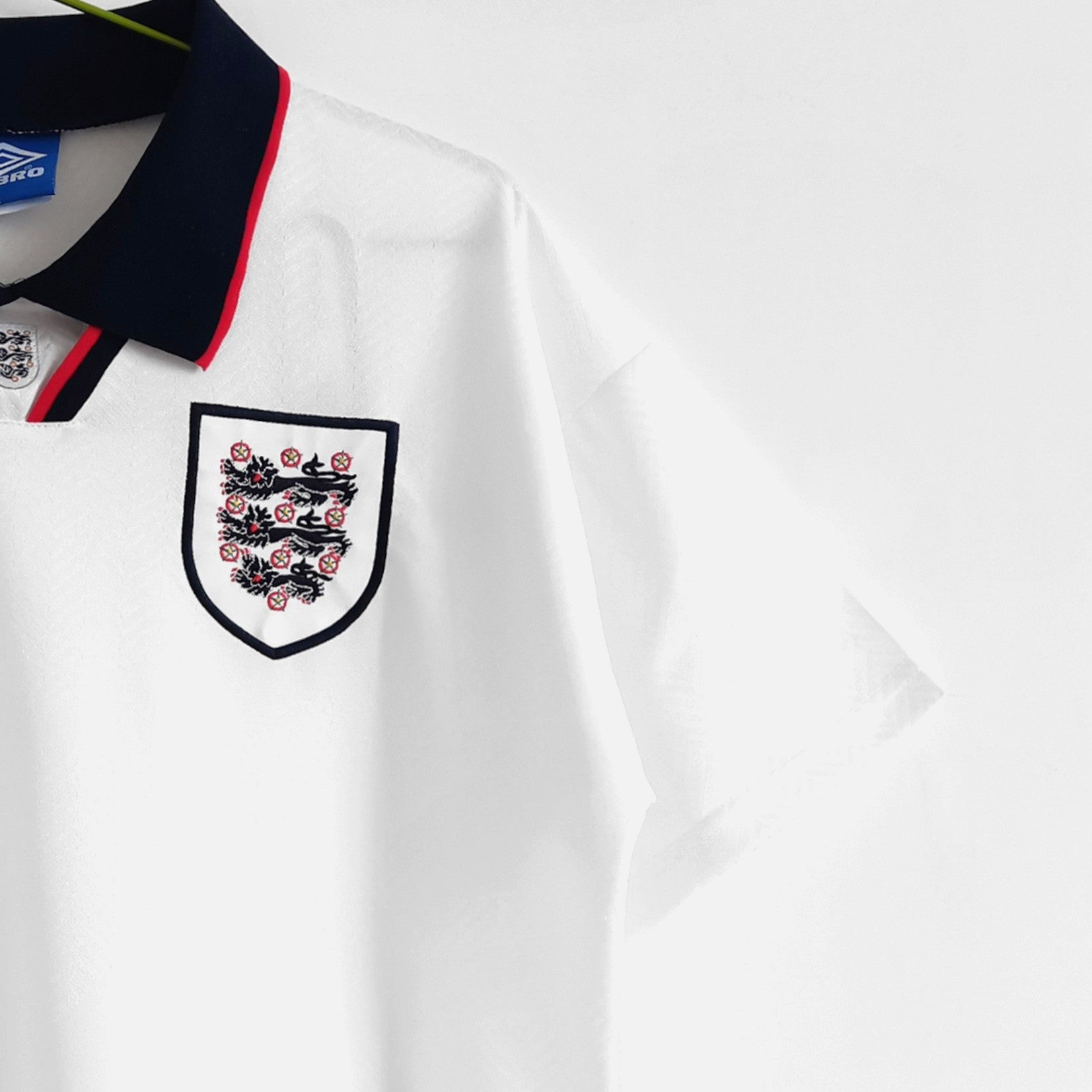 PSG 2001/02 Home Retro Football Shirt - Nike retro football shirt in Navy additional view