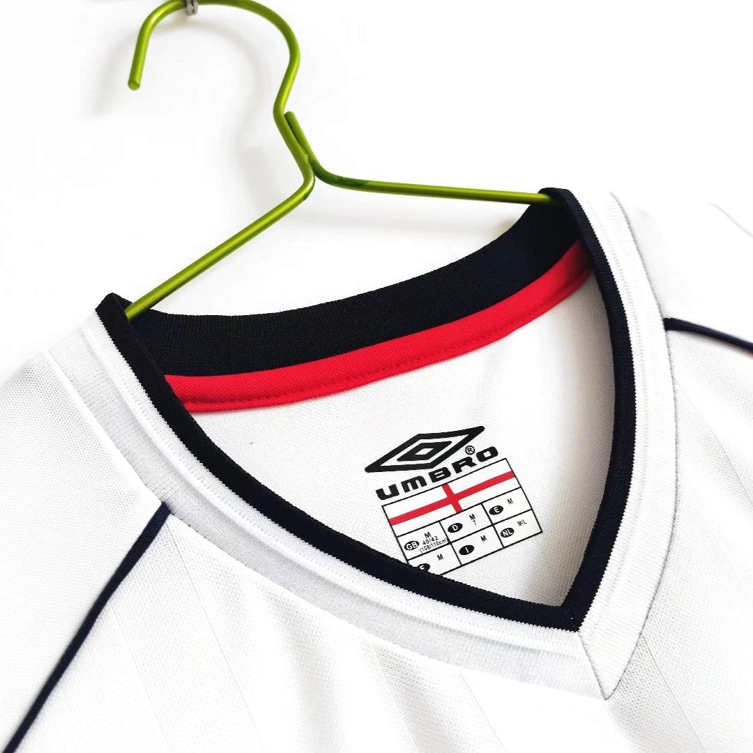 PSG 2001/02 Home Retro Football Shirt - Navy classic soccer jersey by Nike side or back view