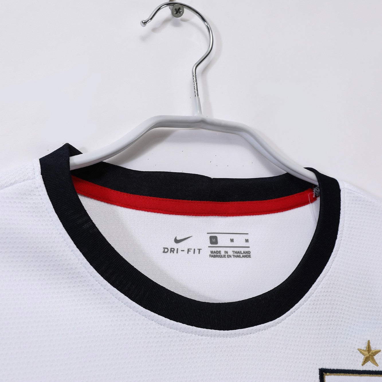 PSG 2001/02 Home Retro Football Shirt - Navy classic soccer jersey by Nike side or back view