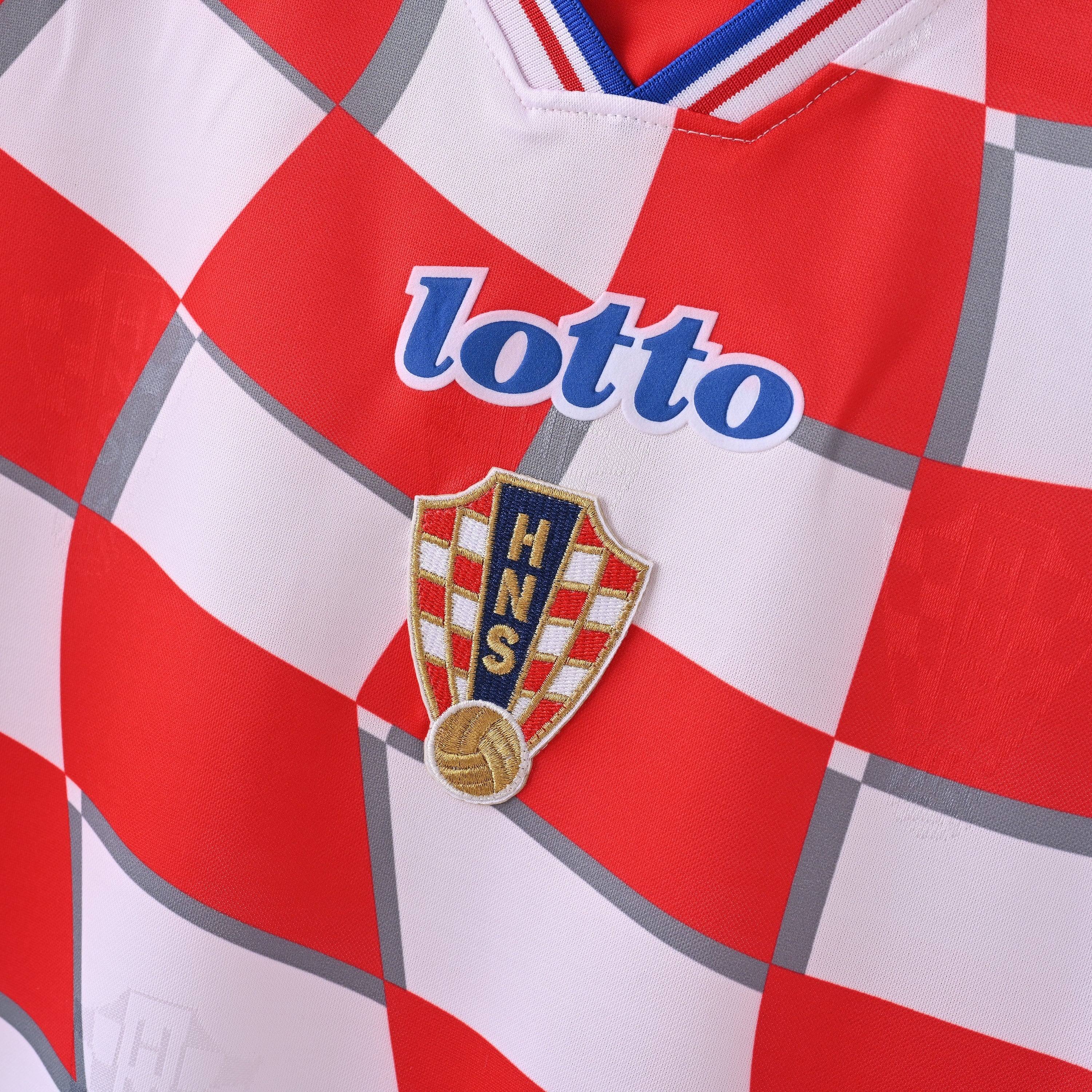 PSG 2001/02 Home Retro Football Shirt - close up details of Navy Nike retro kit