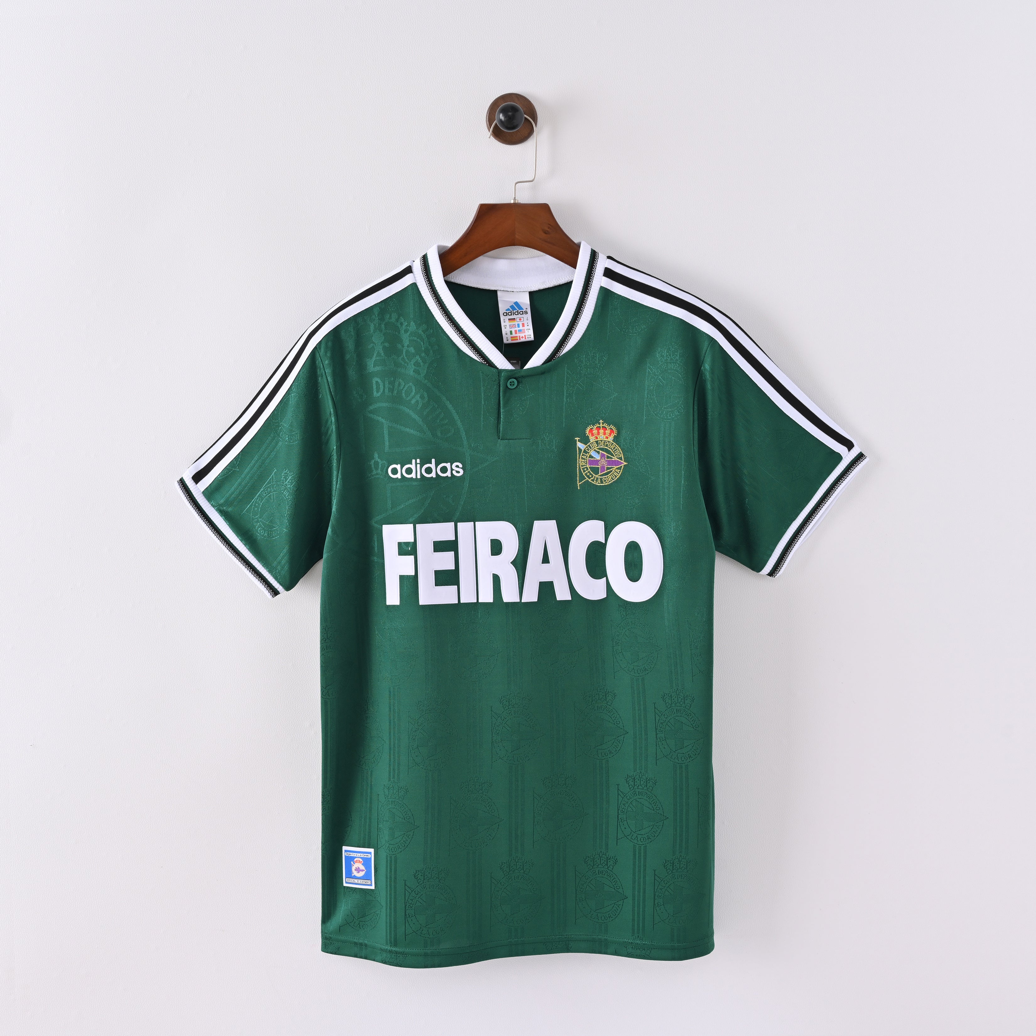 PSG 2001/02 Home Retro Football Shirt - Navy Nike classic football shirt front view