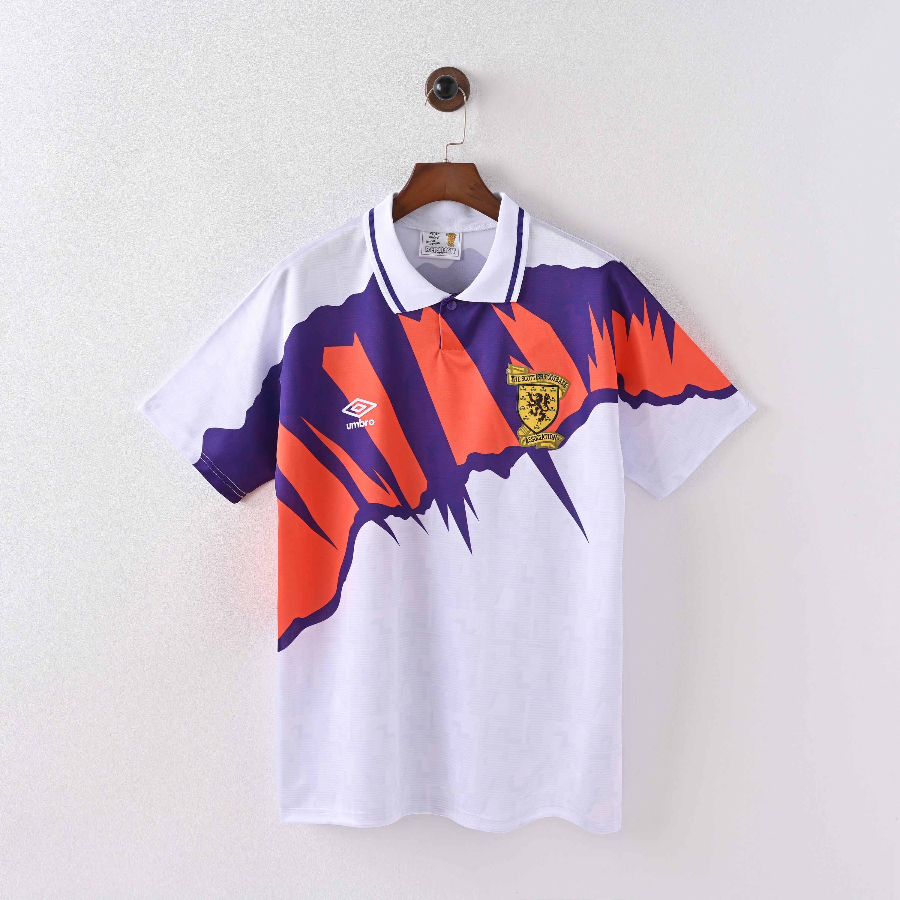 PSG 2001/02 Home Retro Football Shirt - Navy Nike classic football shirt front view