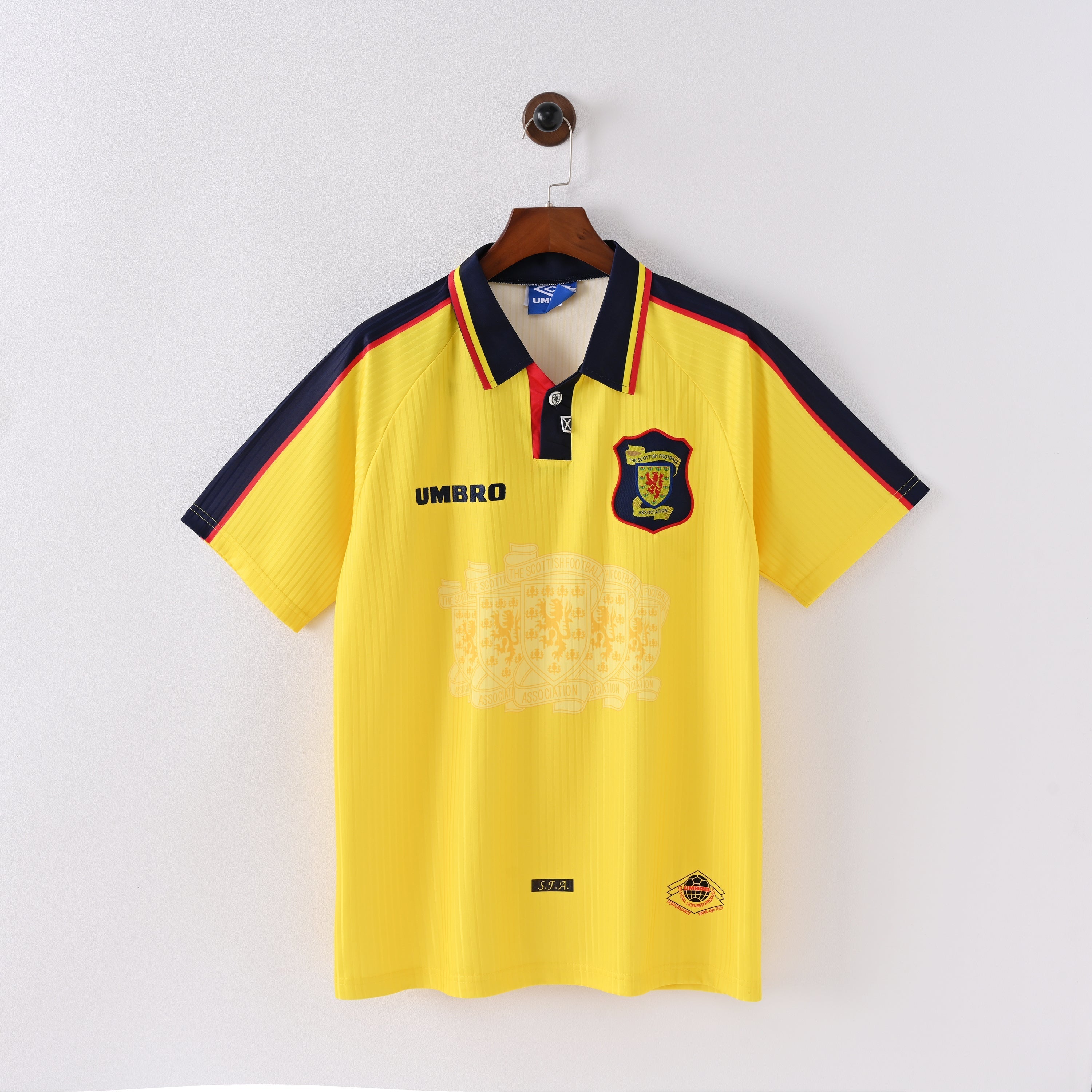 PSG 2001/02 Home Retro Football Shirt - Navy Nike classic football shirt front view