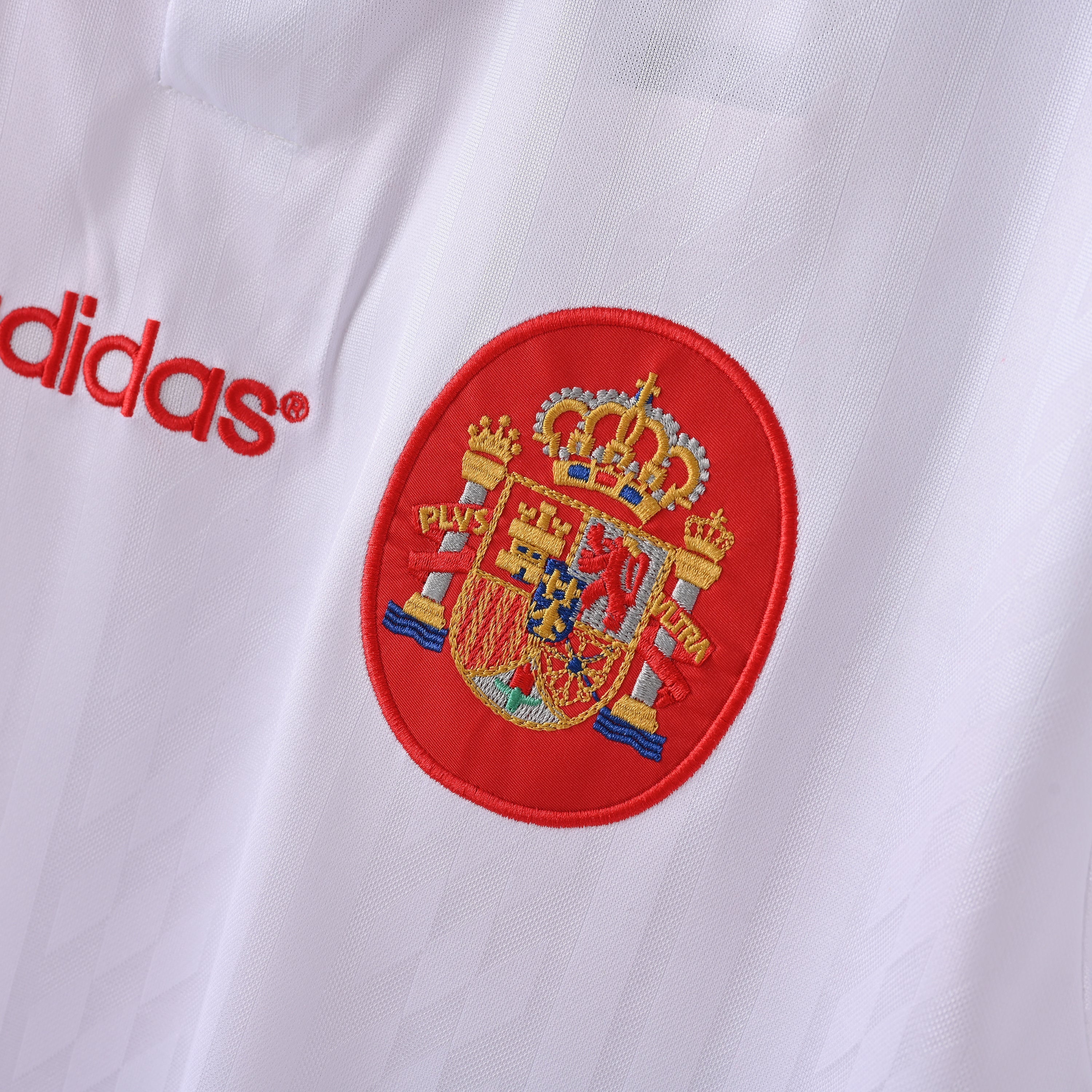 PSG 2001/02 Home Retro Football Shirt - close up details of Navy Nike retro kit