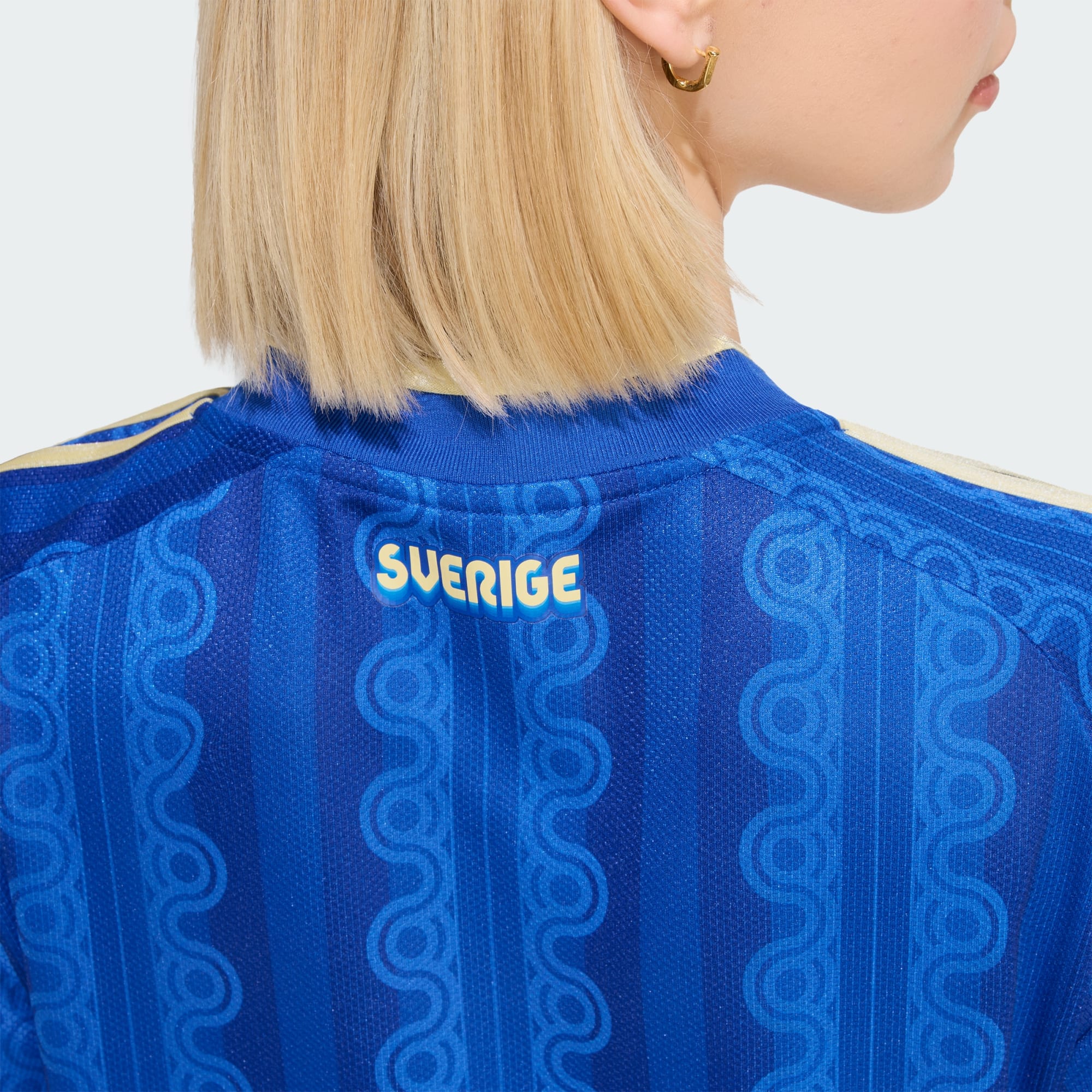 Sweden 26 Away Jersey