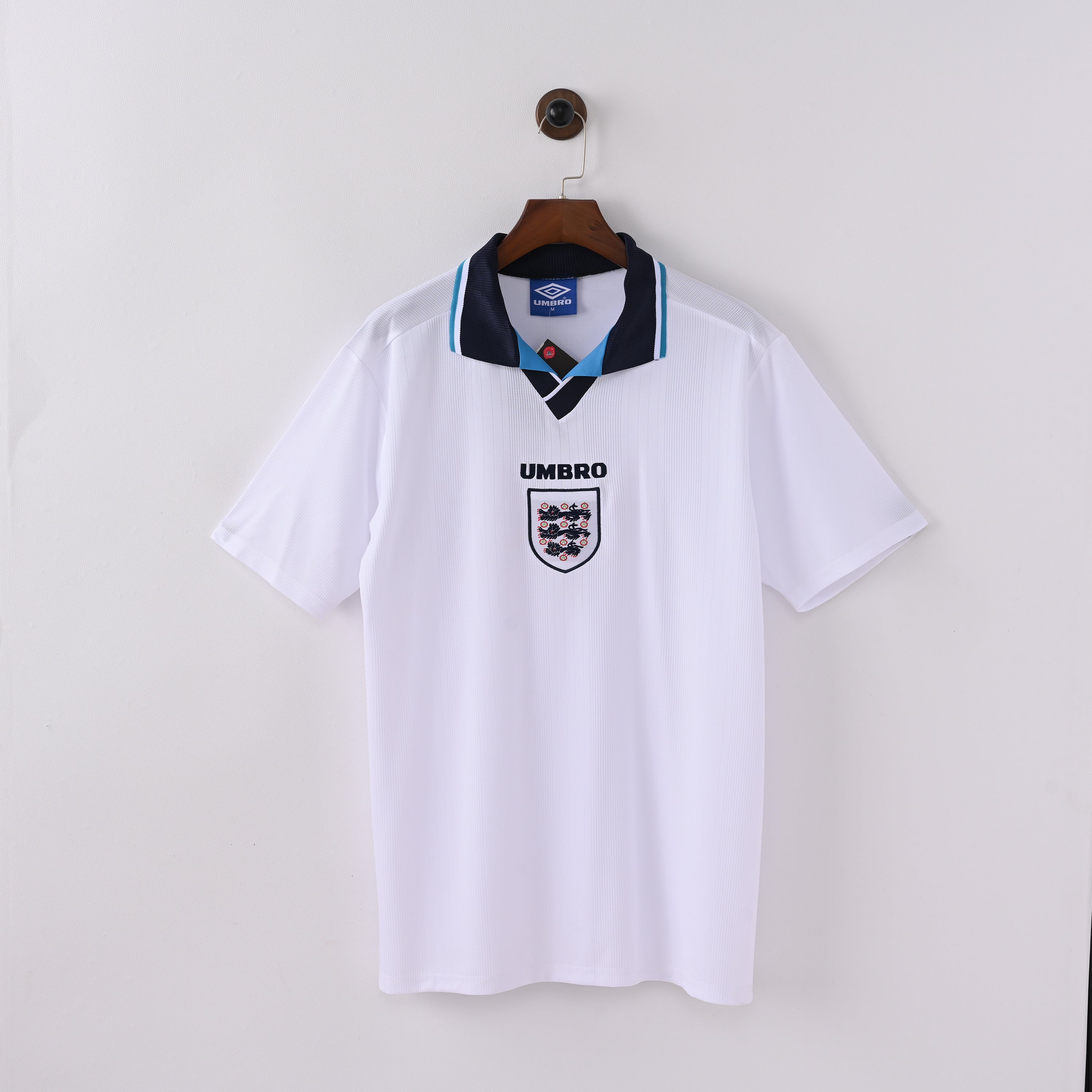 PSG 2001/02 Home Retro Football Shirt - Navy Nike classic football shirt front view