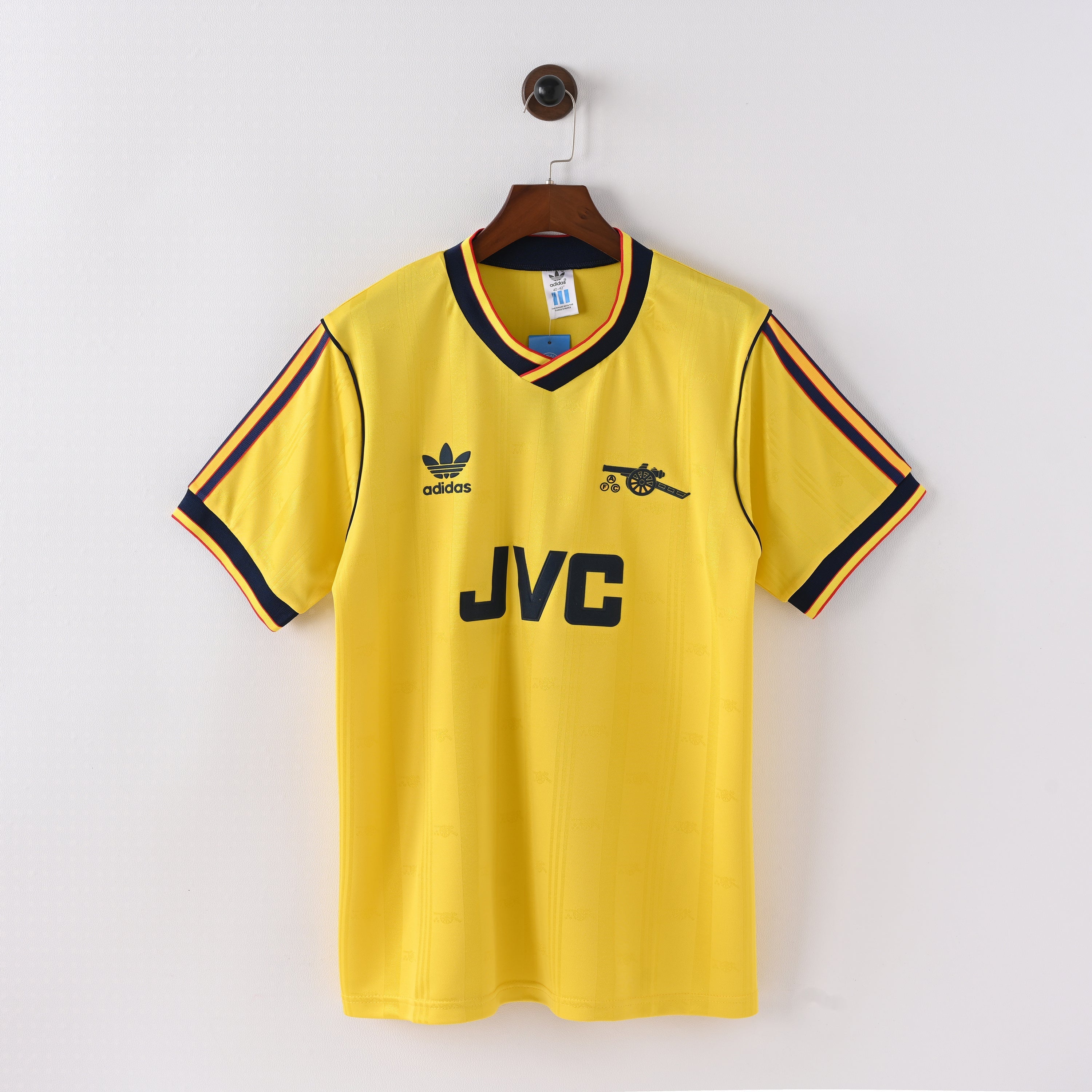 PSG 2001/02 Home Retro Football Shirt - Navy Nike classic football shirt front view