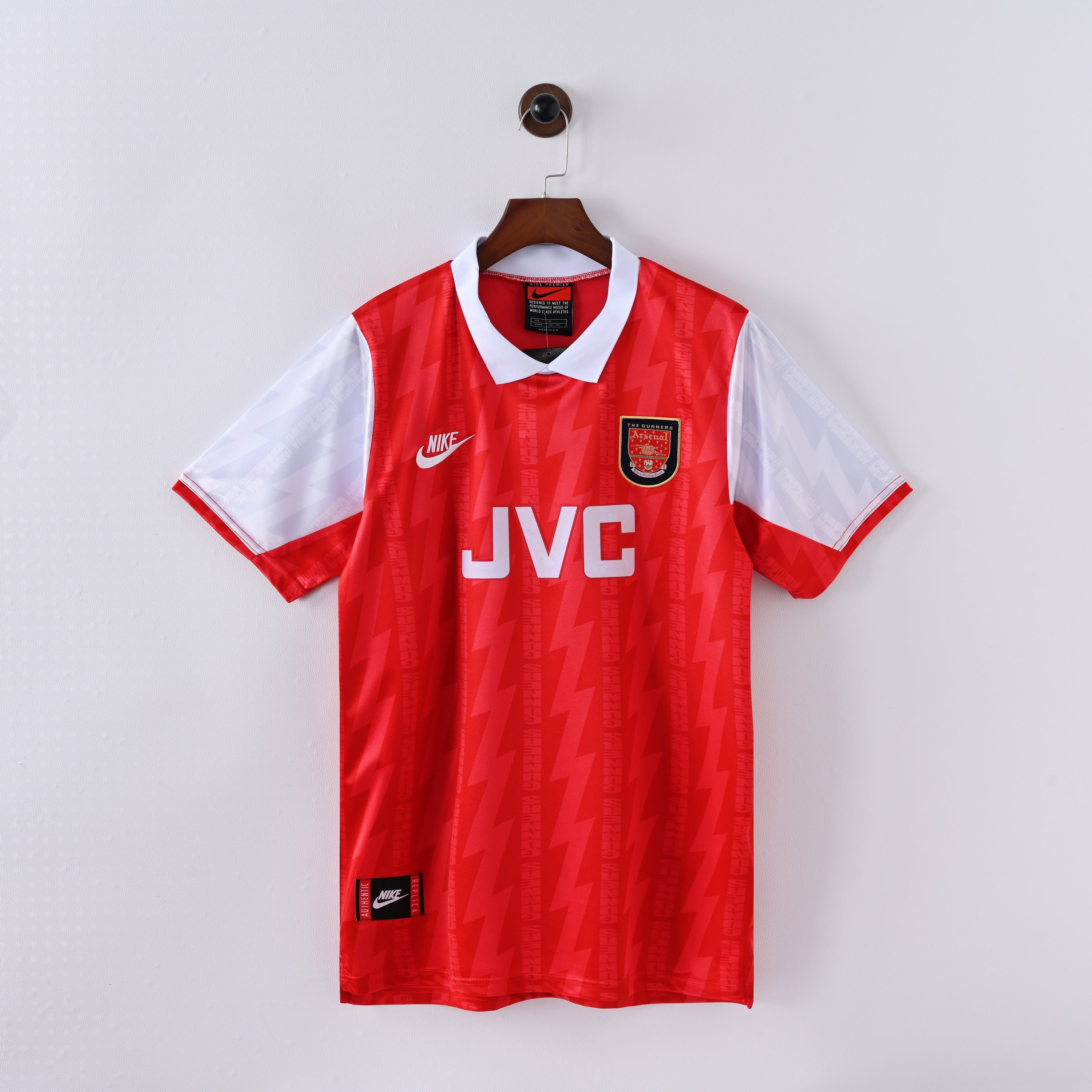 PSG 2001/02 Home Retro Football Shirt - Navy Nike classic football shirt front view