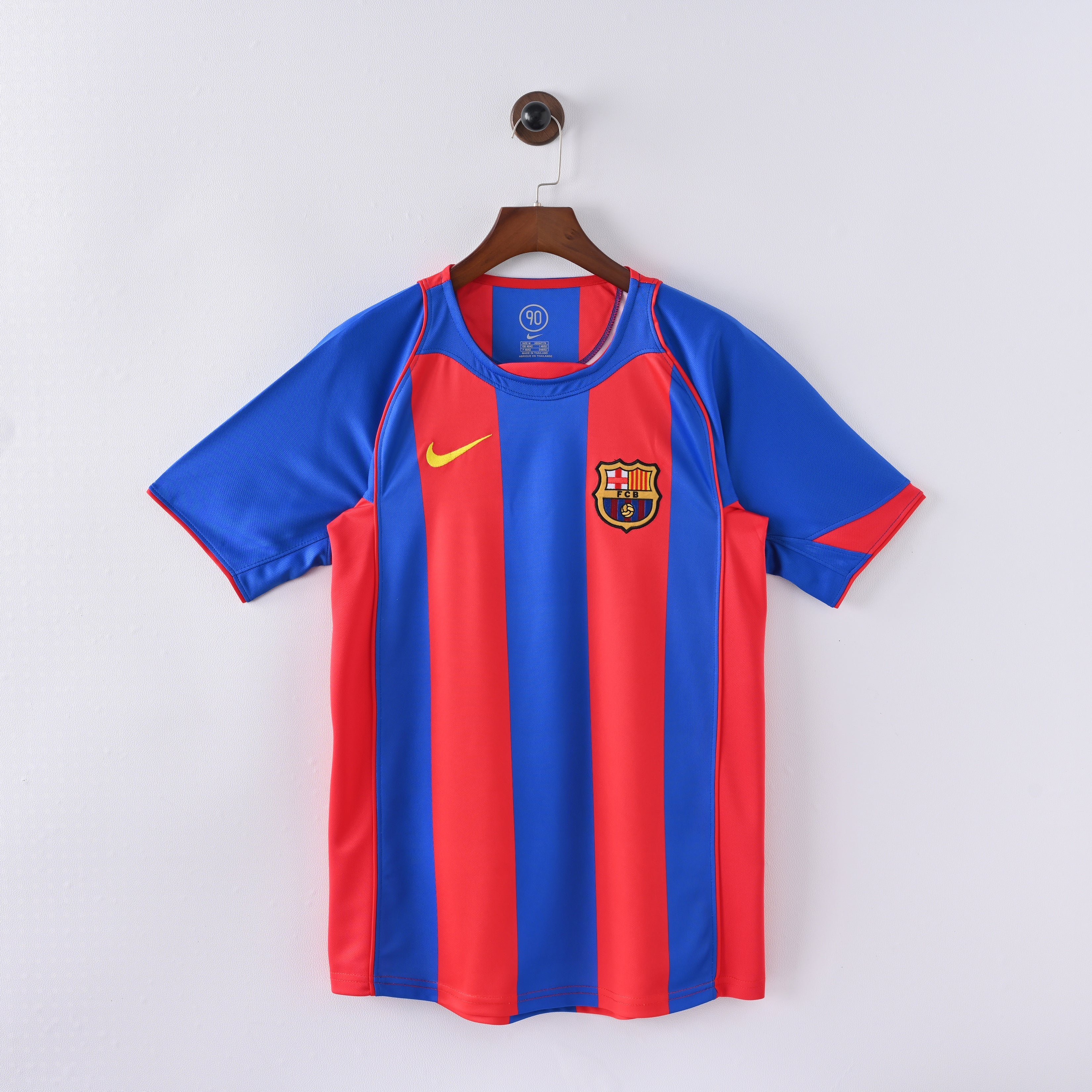 PSG 2001/02 Home Retro Football Shirt - Navy Nike classic football shirt front view