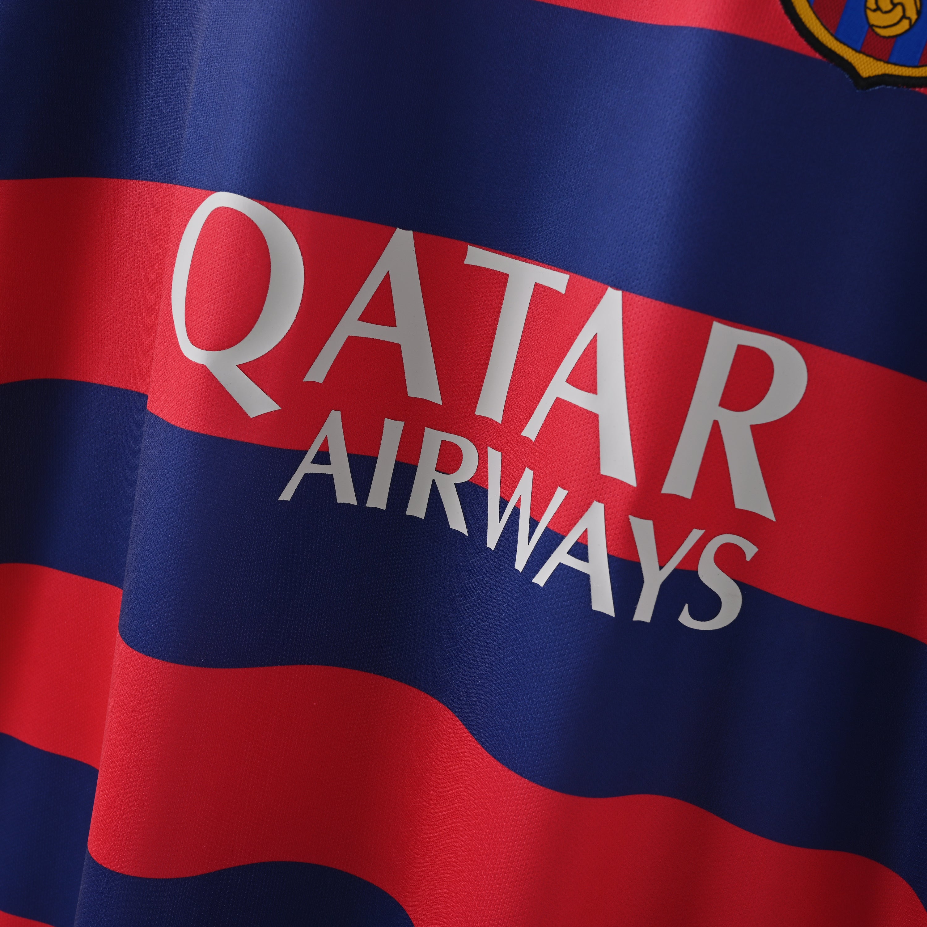 PSG 2001/02 Home Retro Football Shirt - close up details of Navy Nike retro kit