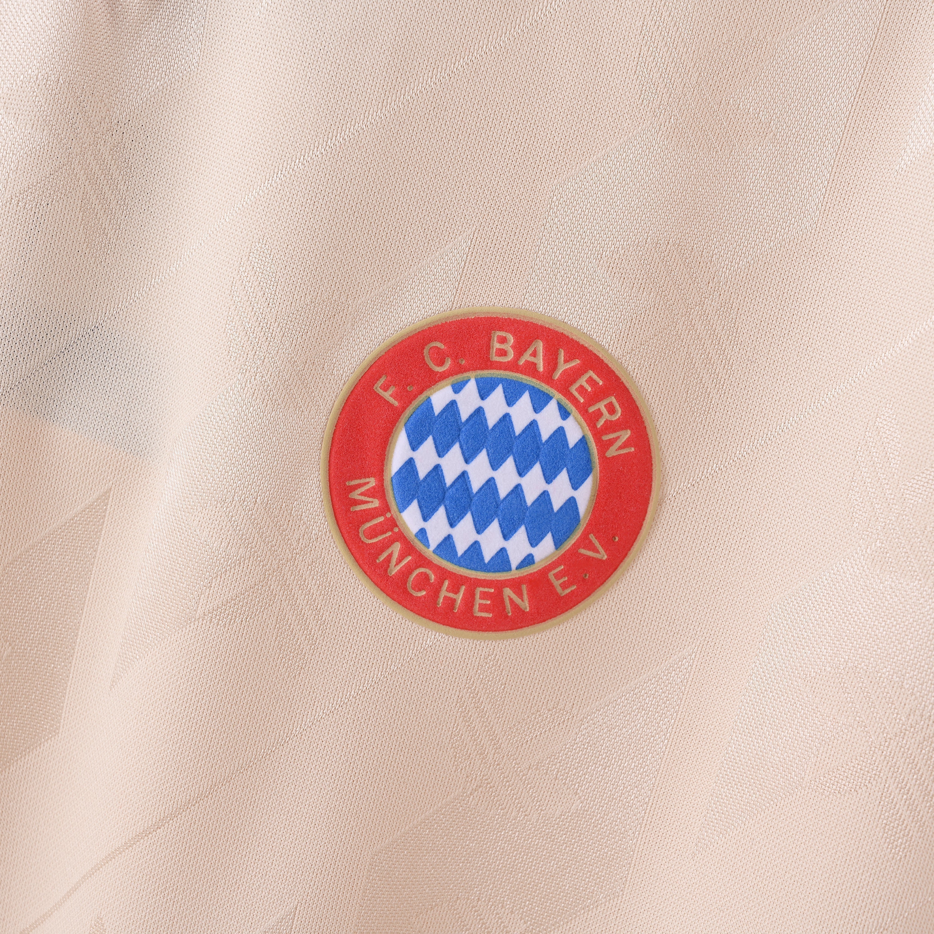 PSG 2001/02 Home Retro Football Shirt - close up details of Navy Nike retro kit