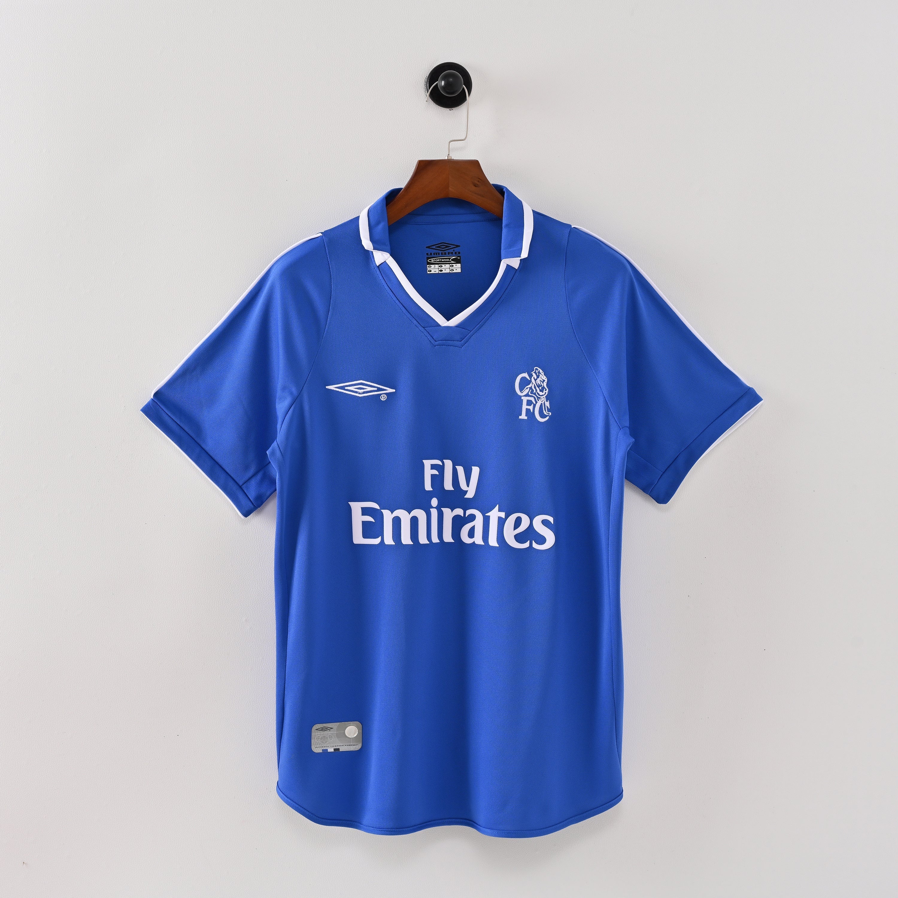 PSG 2001/02 Home Retro Football Shirt - Navy Nike classic football shirt front view