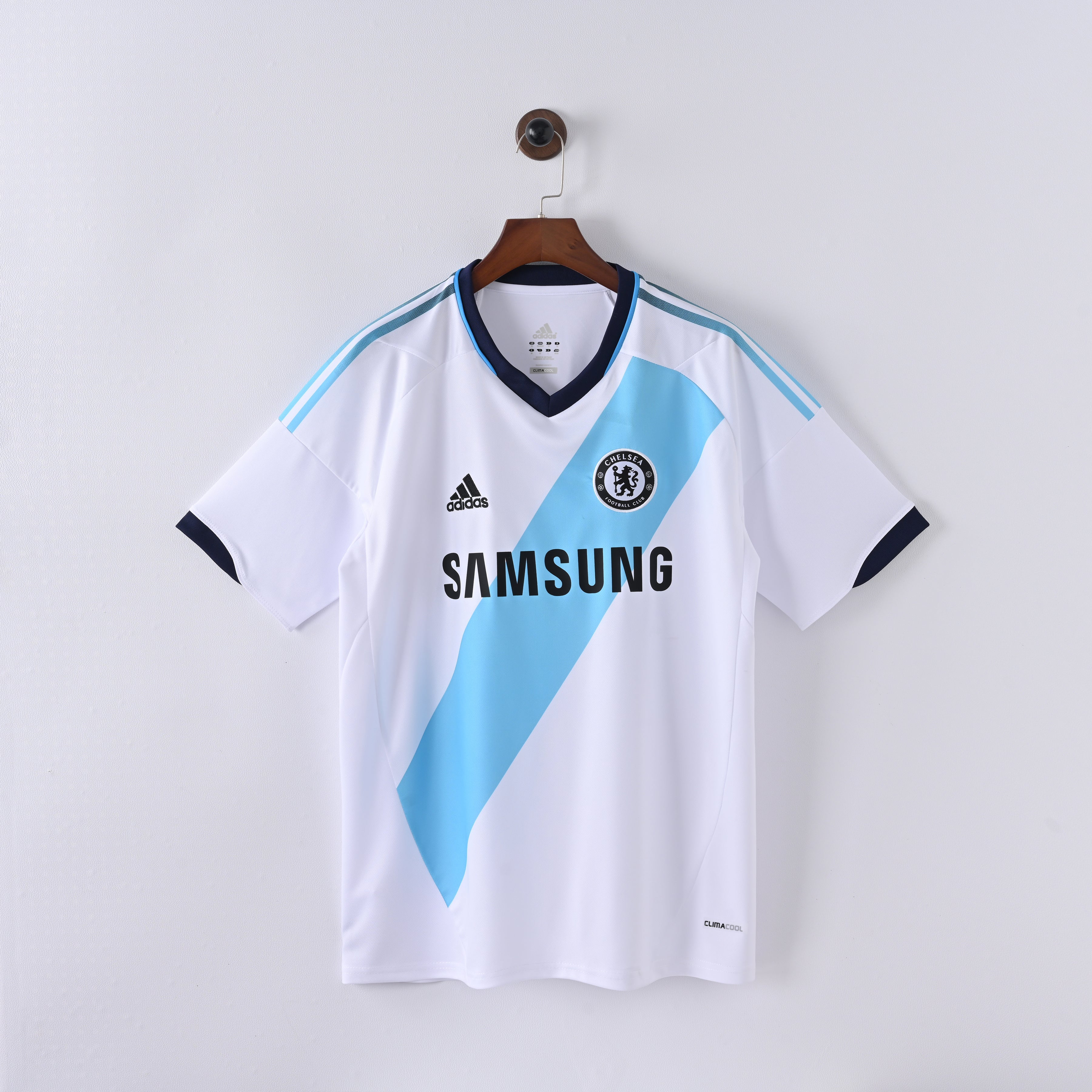 PSG 2001/02 Home Retro Football Shirt - Navy Nike classic football shirt front view