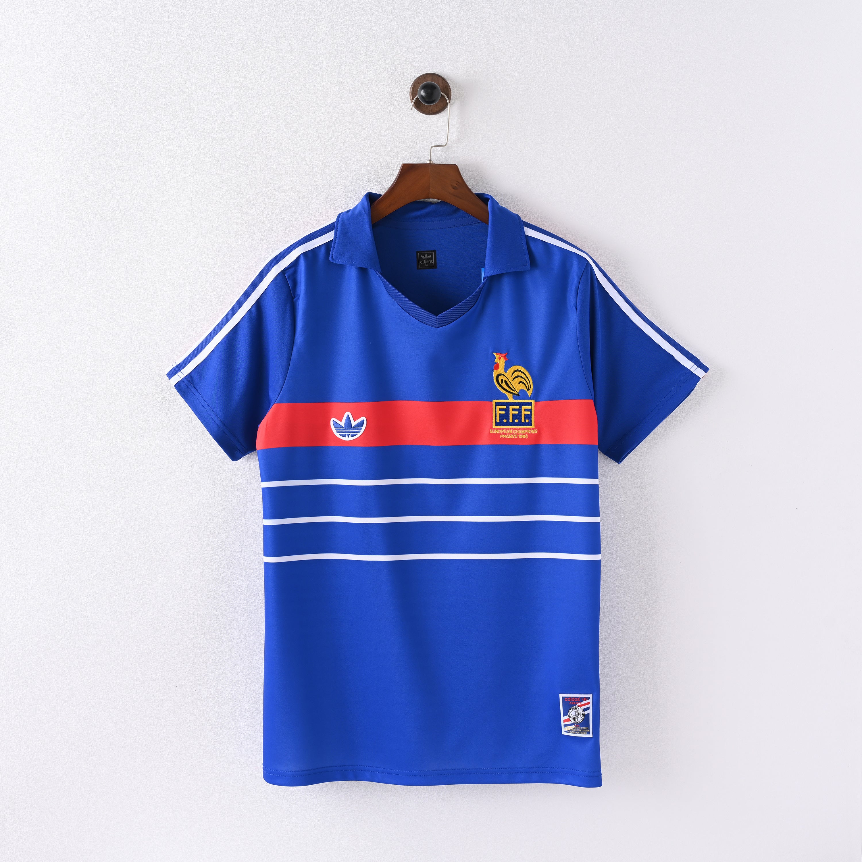 PSG 2001/02 Home Retro Football Shirt - Navy Nike classic football shirt front view