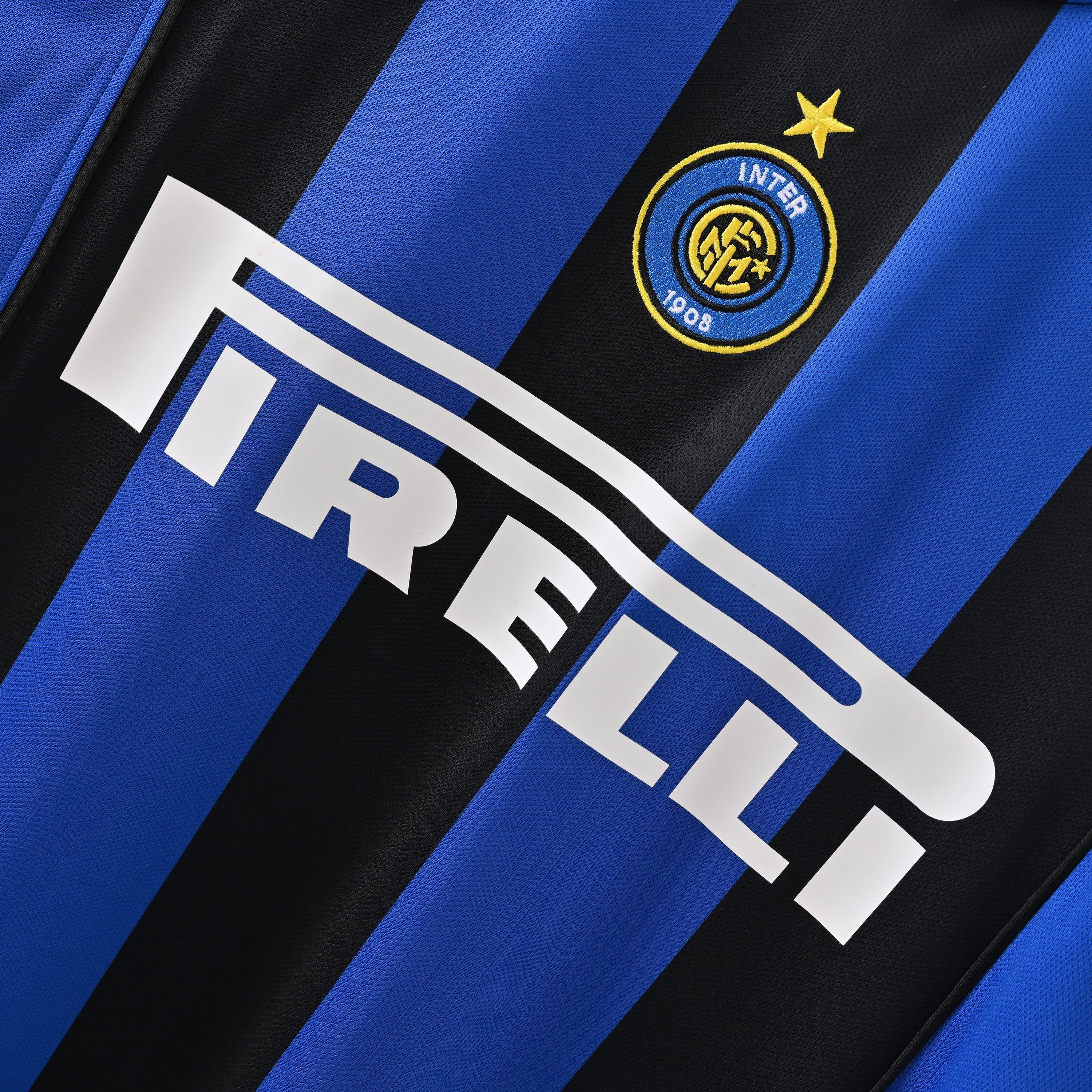 PSG 2001/02 Home Retro Football Shirt - close up details of Navy Nike retro kit