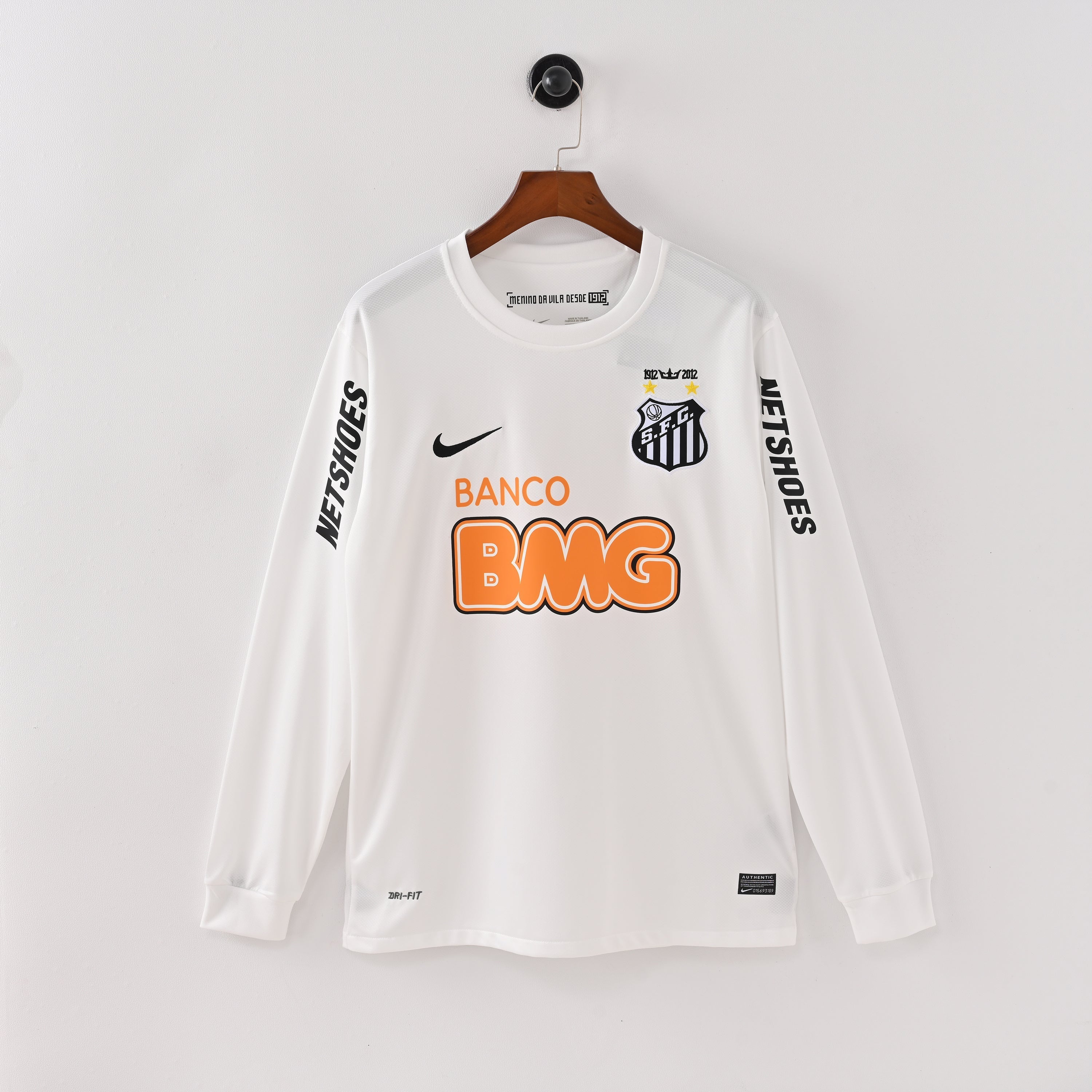 PSG 2001/02 Home Retro Football Shirt - Navy Nike classic football shirt front view