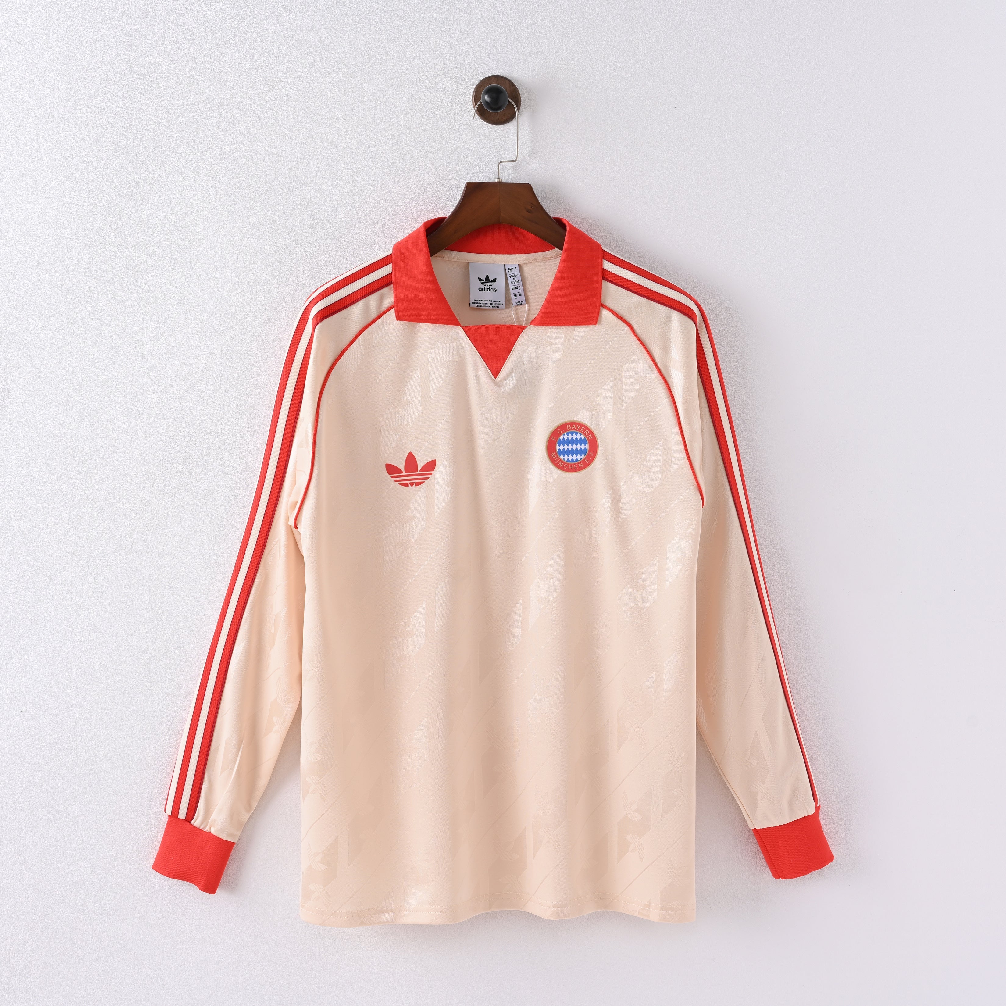 PSG 2001/02 Home Retro Football Shirt - Navy Nike classic football shirt front view
