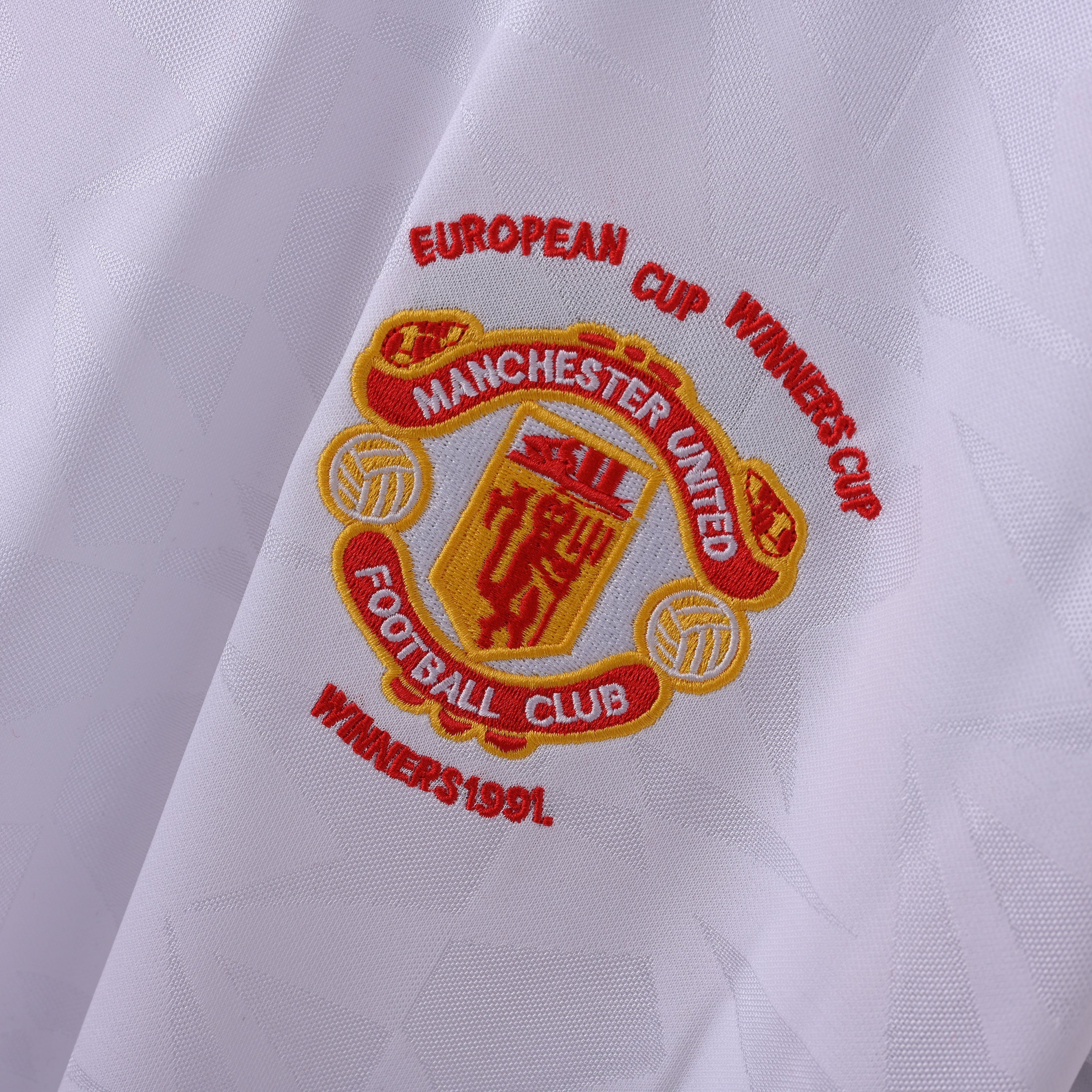 PSG 2001/02 Home Retro Football Shirt - close up details of Navy Nike retro kit