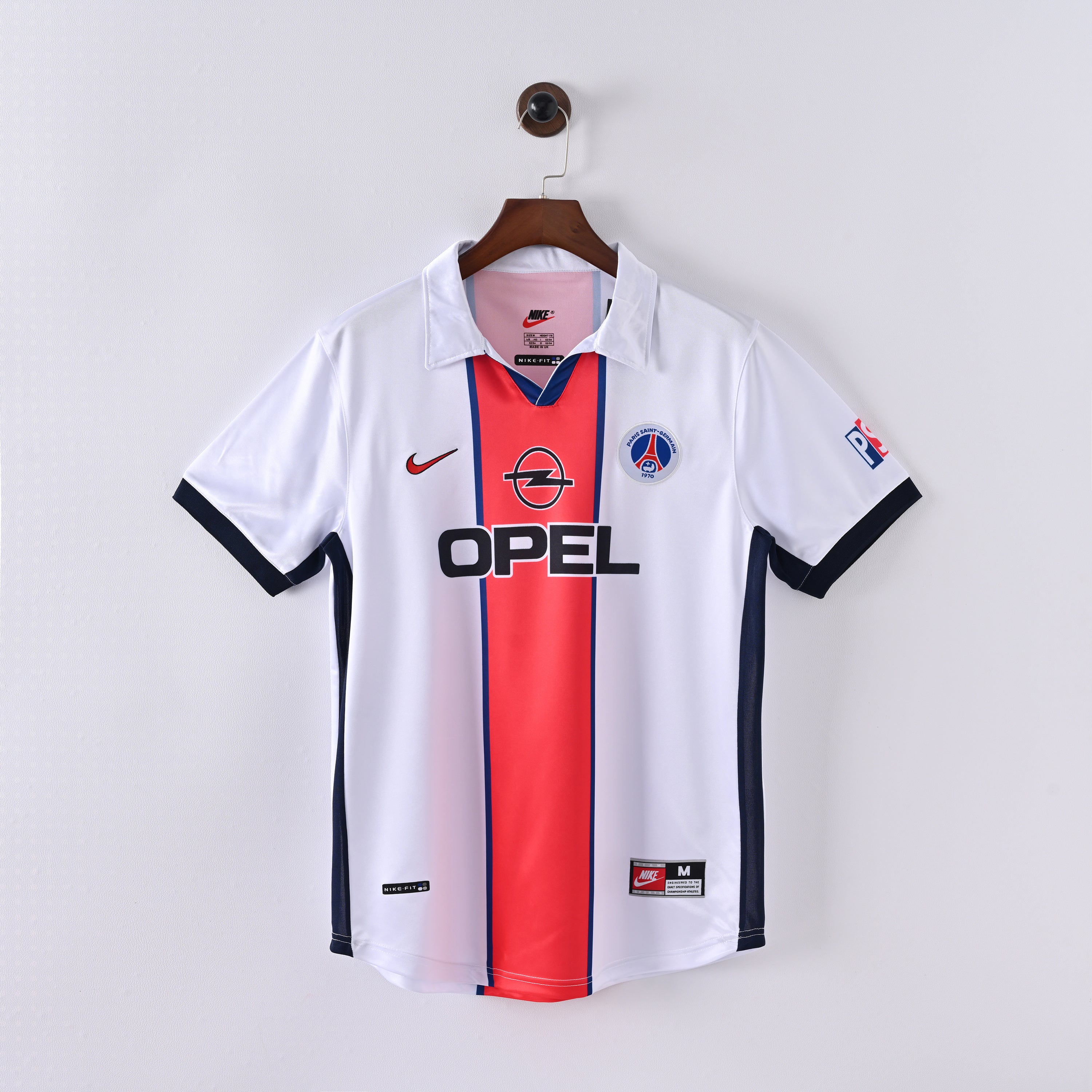 PSG 2001/02 Home Retro Football Shirt - Navy Nike classic football shirt front view