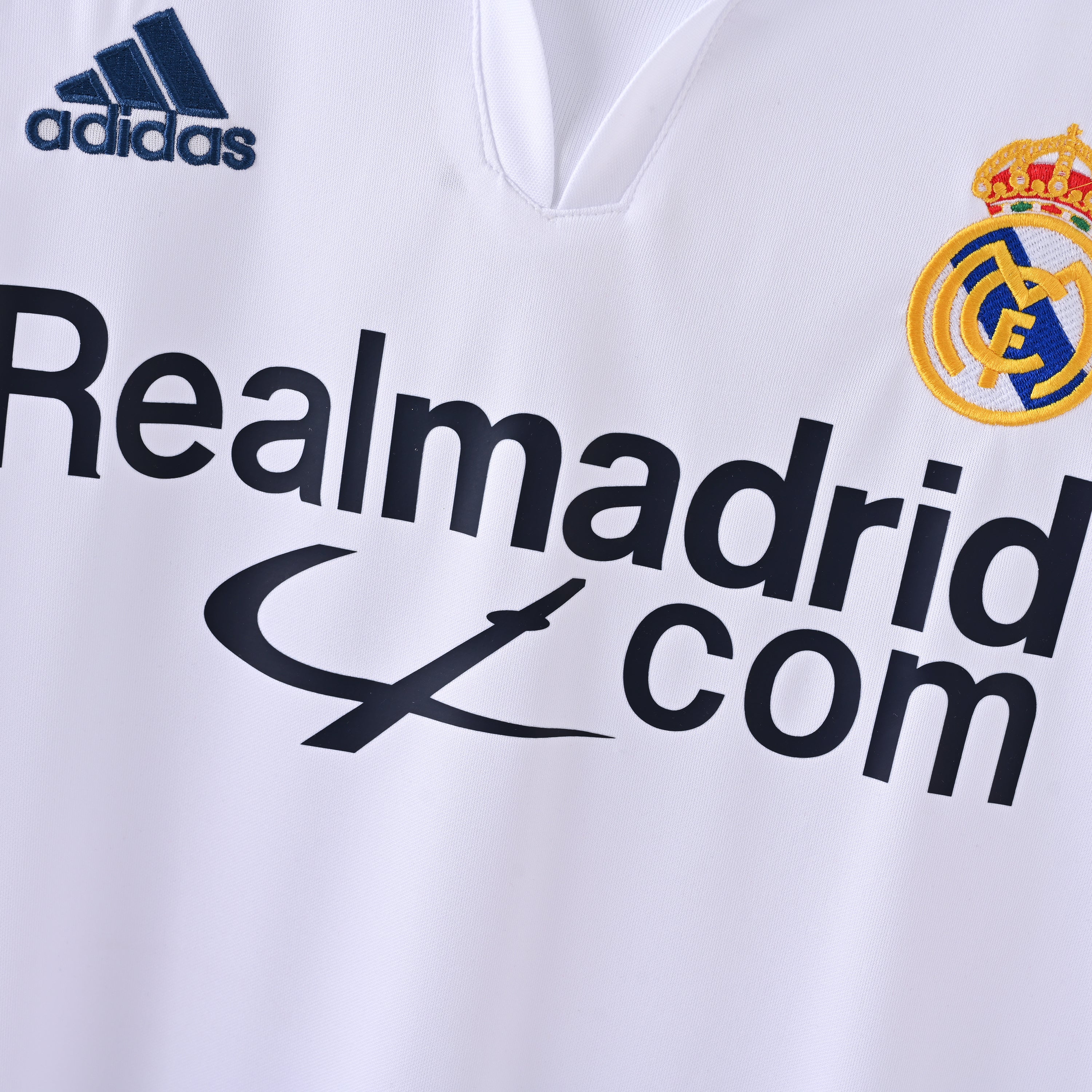 PSG 2001/02 Home Retro Football Shirt - close up details of Navy Nike retro kit