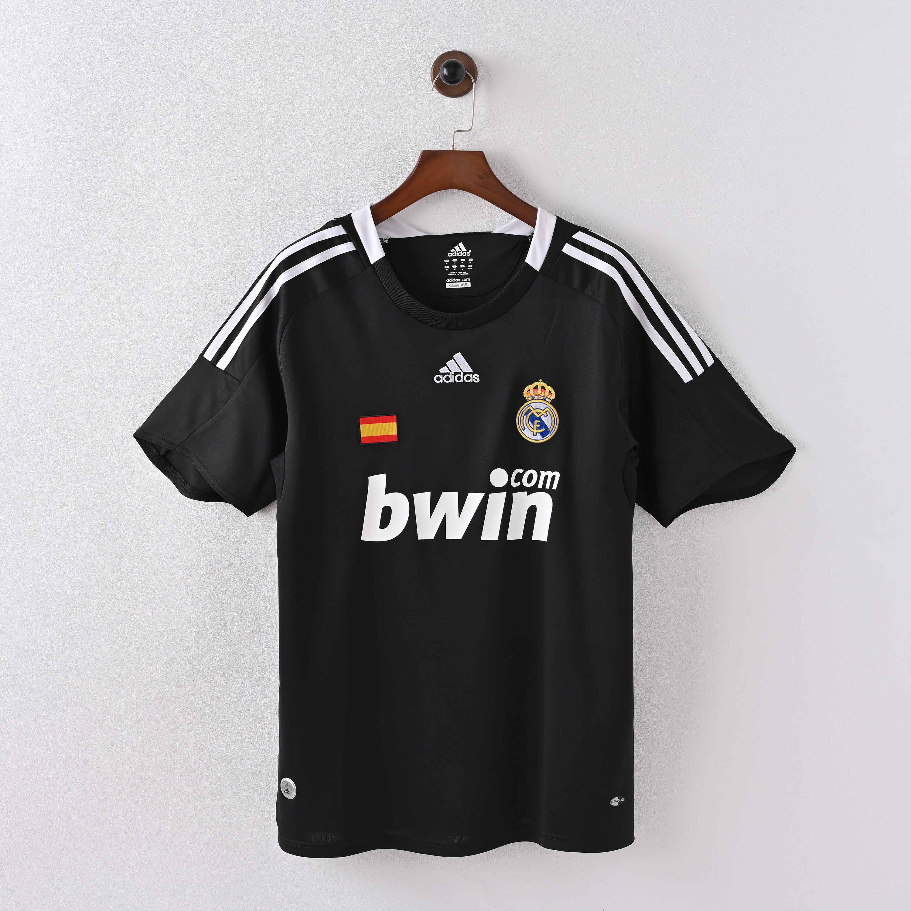 PSG 2001/02 Home Retro Football Shirt - Navy Nike classic football shirt front view