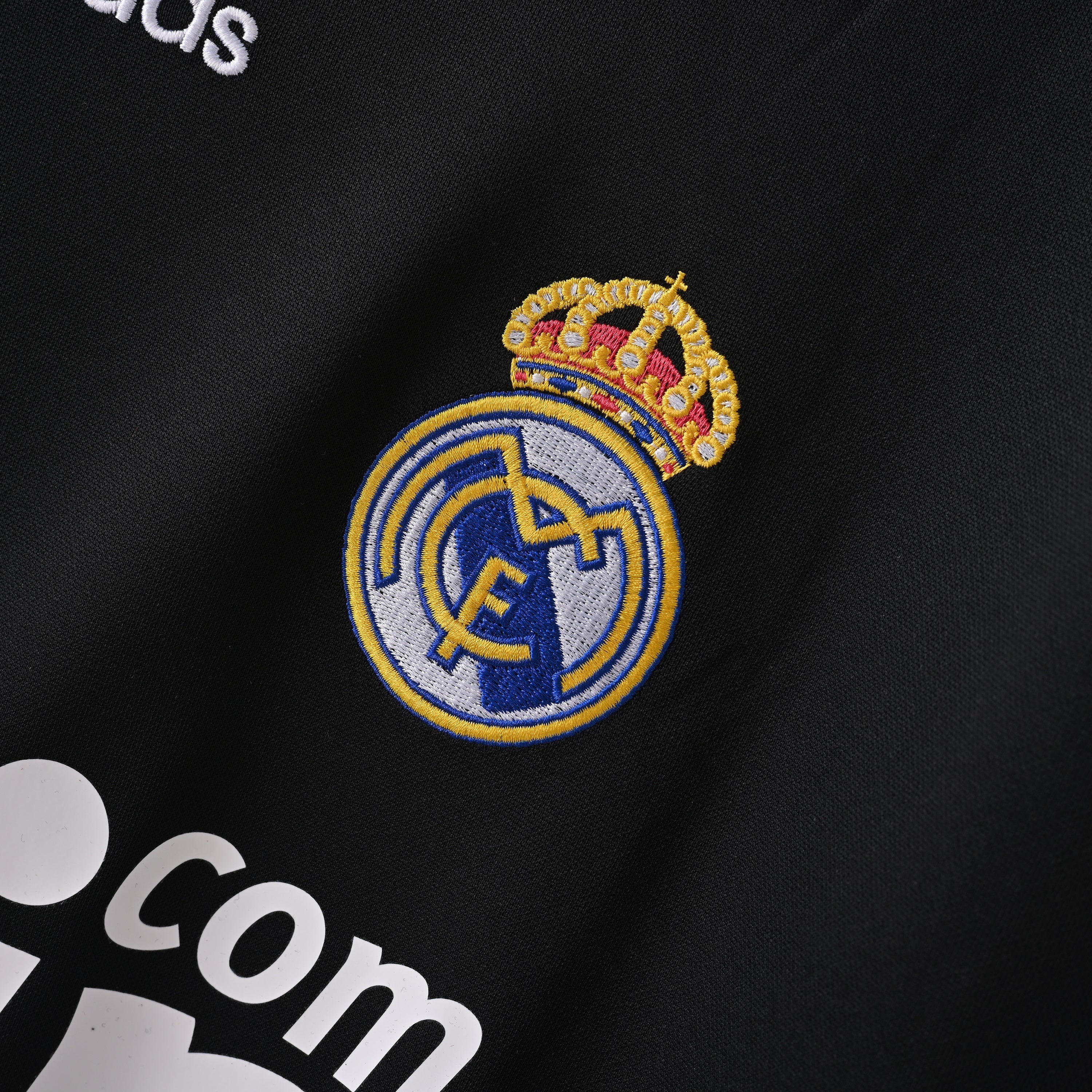 PSG 2001/02 Home Retro Football Shirt - close up details of Navy Nike retro kit