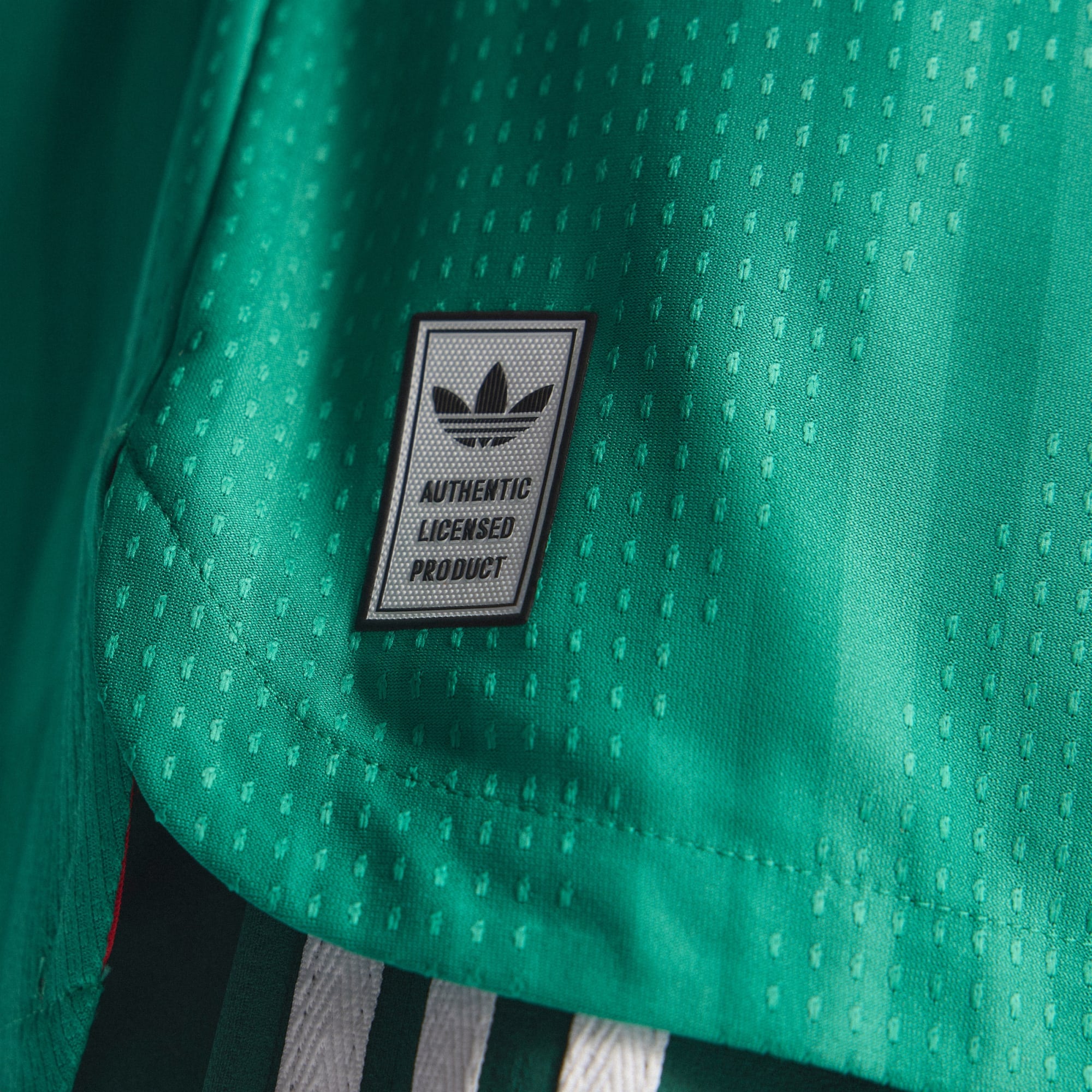 Algeria 26 Away Authentic Jersey
