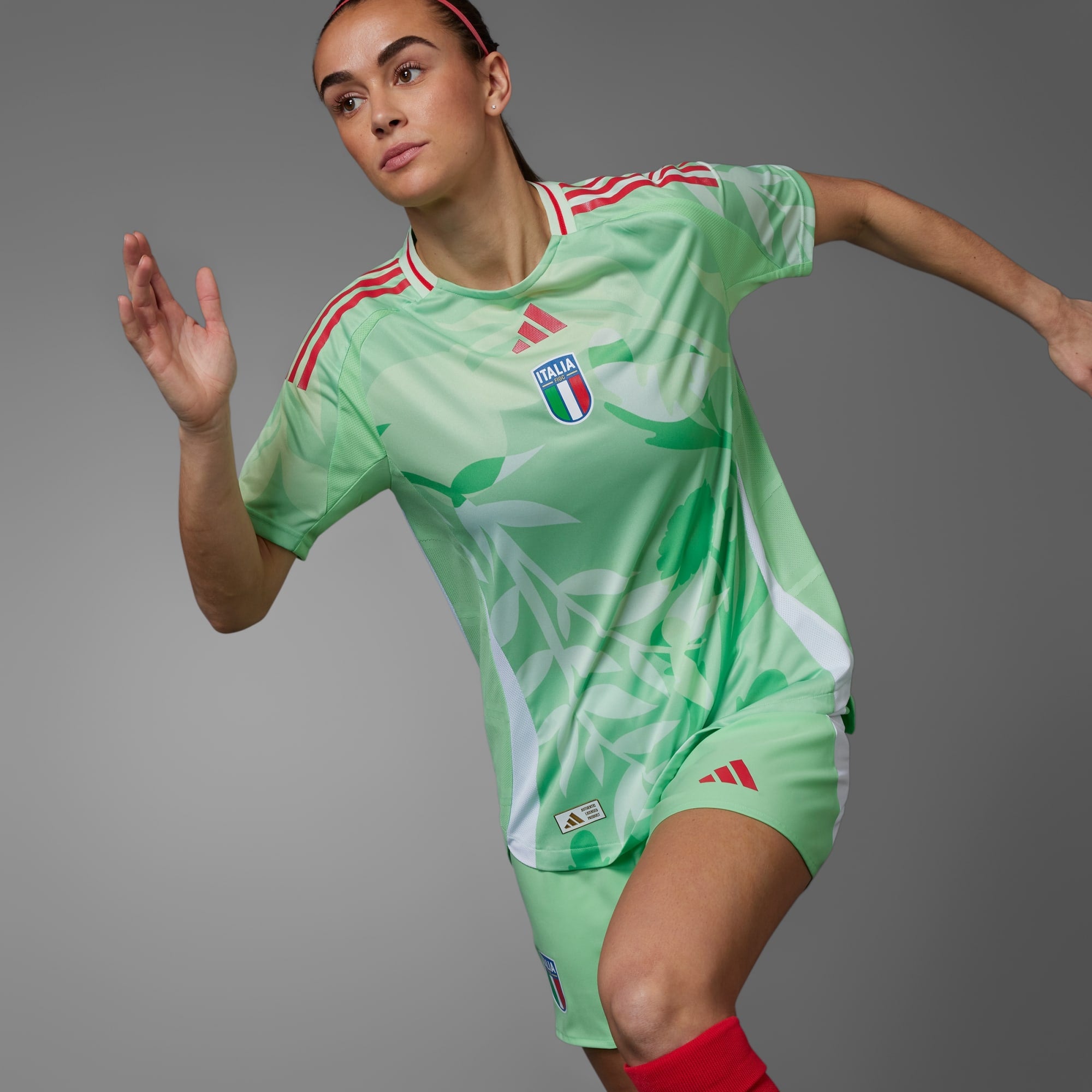 Italy 25 (Women's Team) Away Authentic Jersey