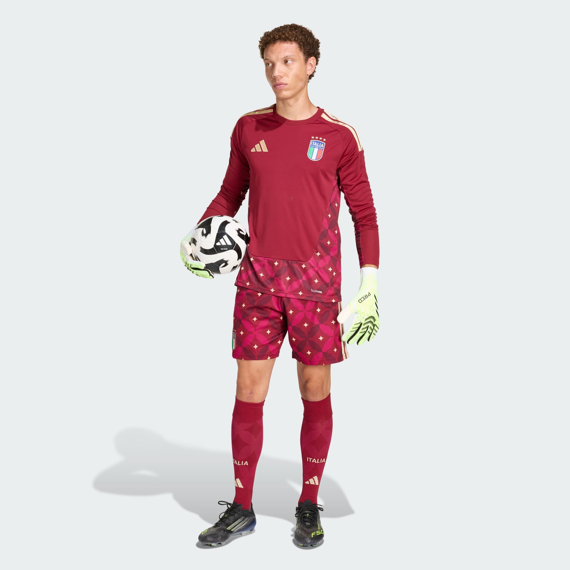 Italy 26 Home Goalkeeper Long Sleeve Jersey