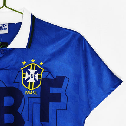 PSG 2001/02 Home Retro Football Shirt - close up details of Navy Nike retro kit