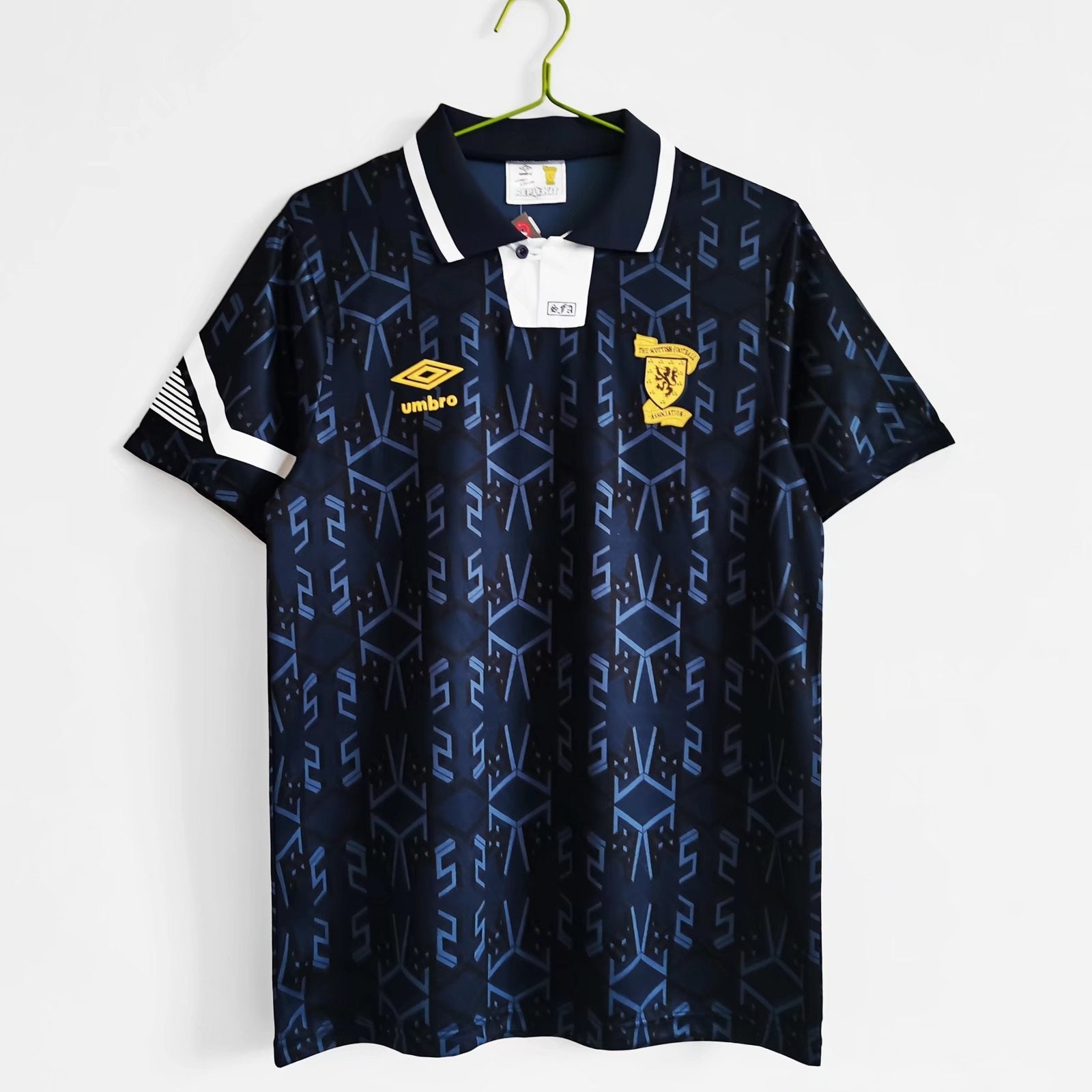 PSG 2001/02 Home Retro Football Shirt - Navy Nike classic football shirt front view