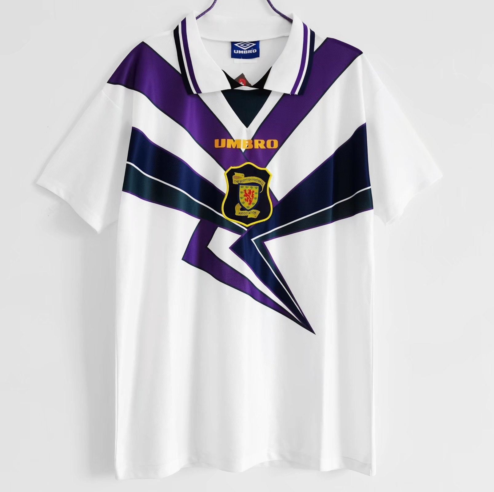 PSG 2001/02 Home Retro Football Shirt - Navy Nike classic football shirt front view