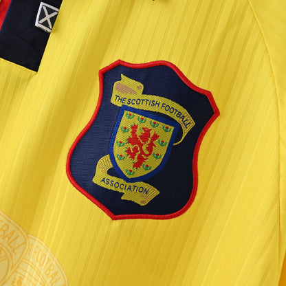 PSG 2001/02 Home Retro Football Shirt - close up details of Navy Nike retro kit