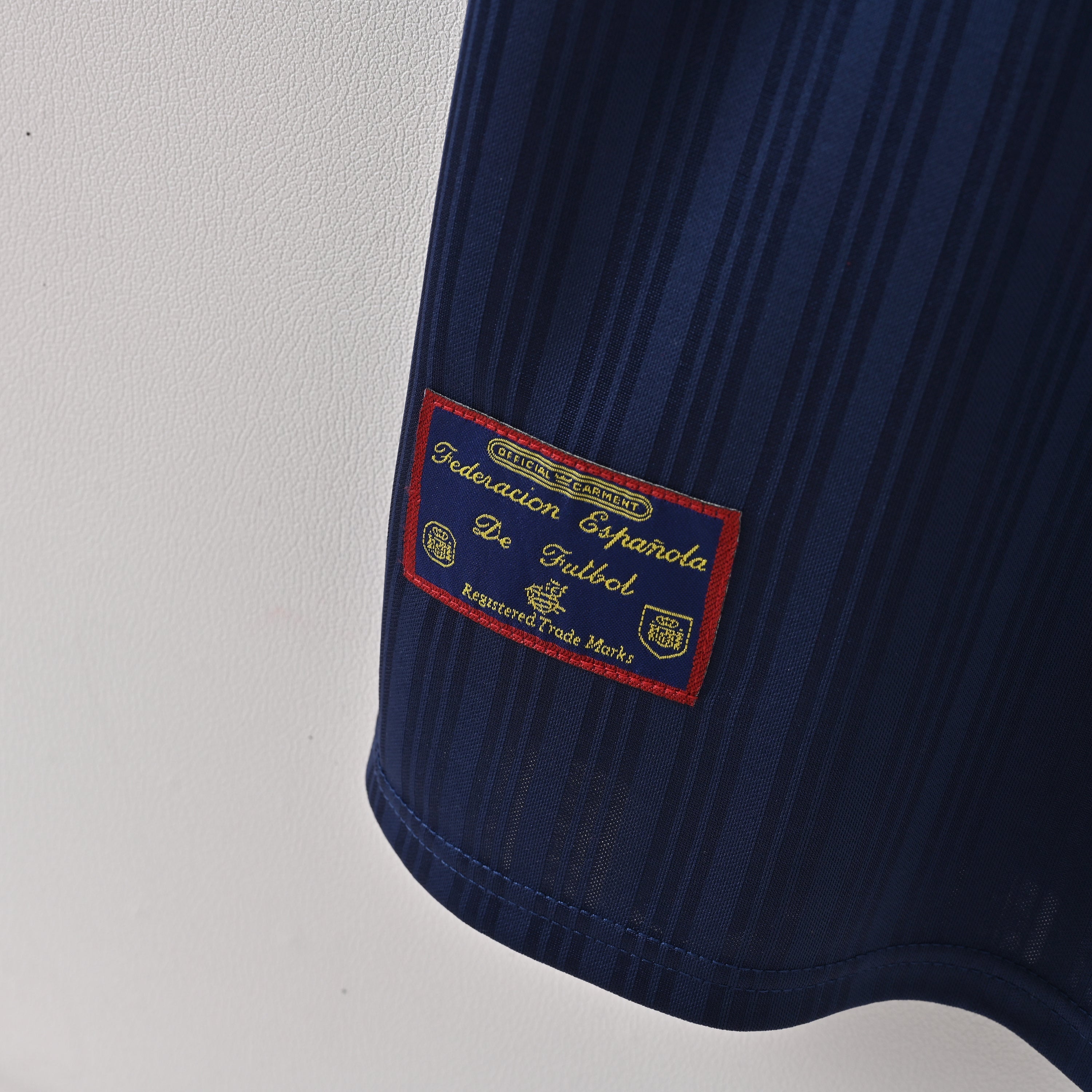 PSG 2001/02 Home Retro Football Shirt - Navy classic soccer jersey by Nike side or back view