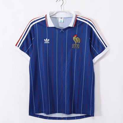 PSG 2001/02 Home Retro Football Shirt - Navy Nike classic football shirt front view
