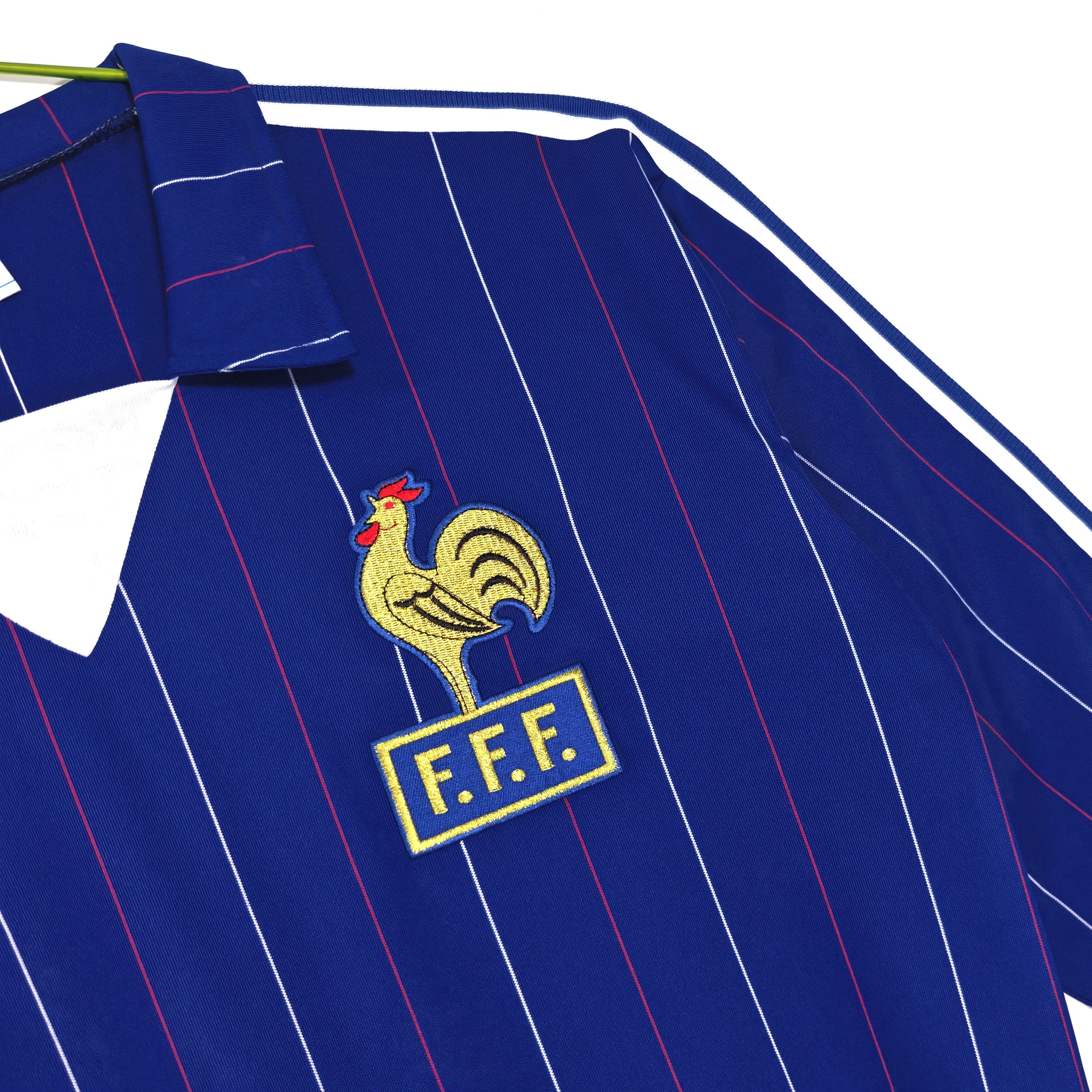PSG 2001/02 Home Retro Football Shirt - Nike retro football shirt in Navy additional view