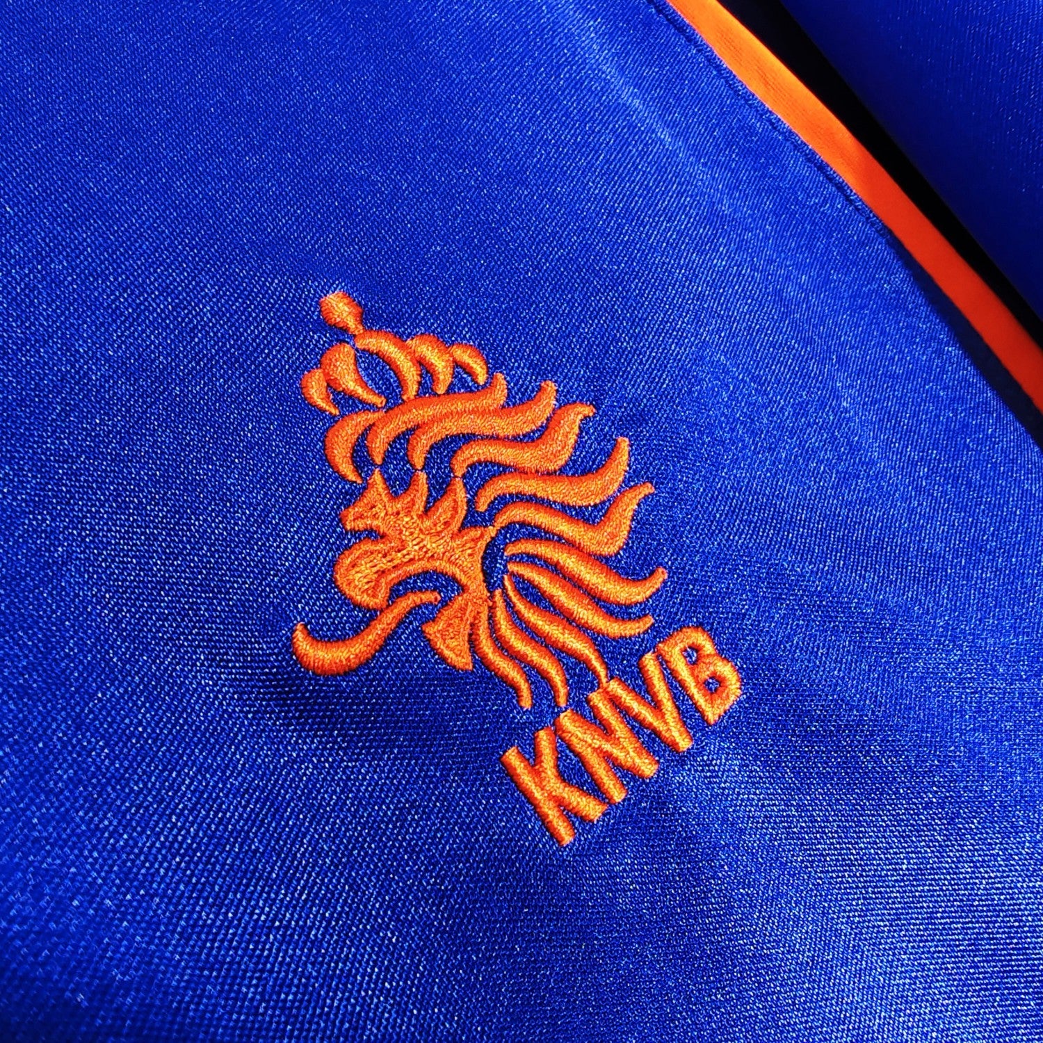 PSG 2001/02 Home Retro Football Shirt - close up details of Navy Nike retro kit