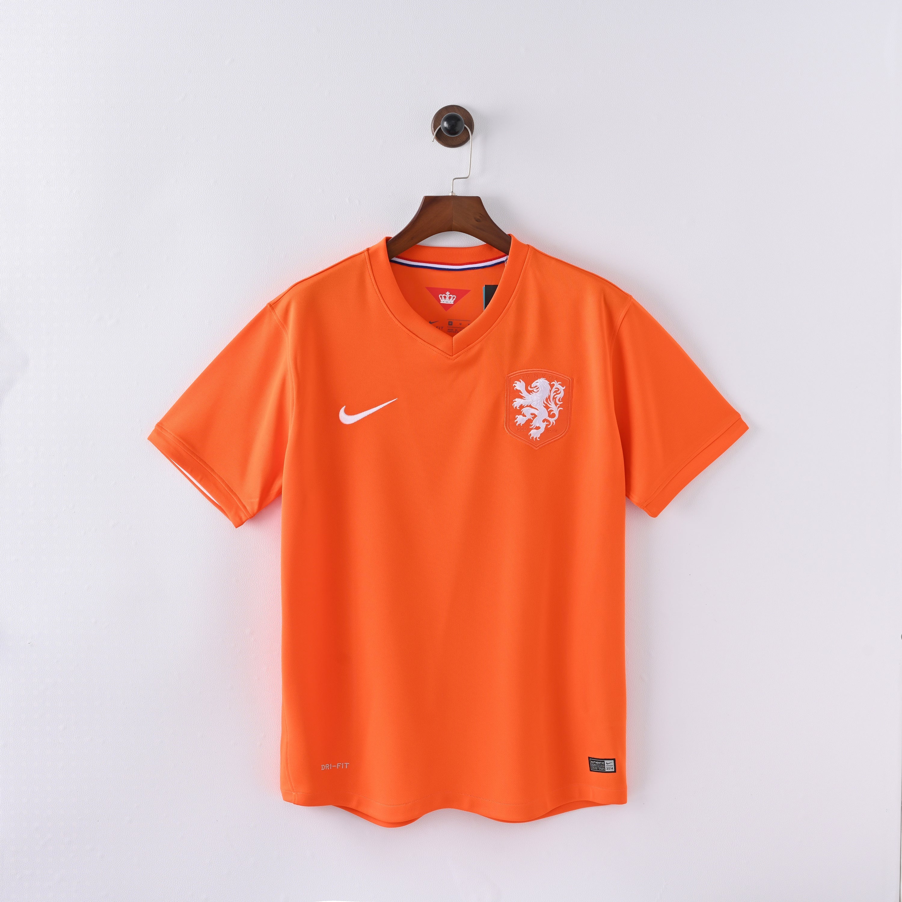 PSG 2001/02 Home Retro Football Shirt - Navy Nike classic football shirt front view