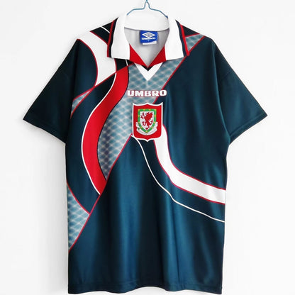 PSG 2001/02 Home Retro Football Shirt - Navy Nike classic football shirt front view