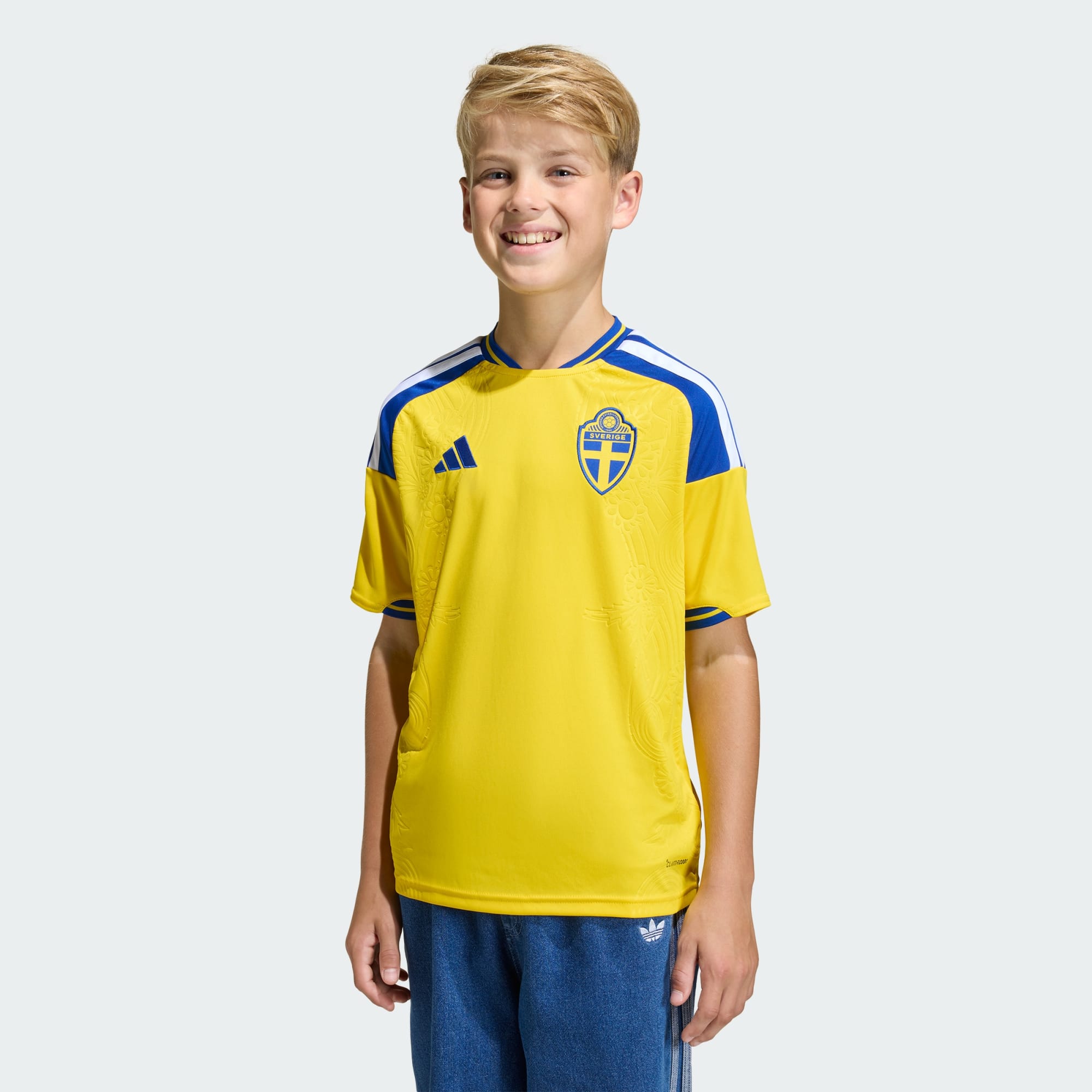 Sweden 26 Home Kids Jersey