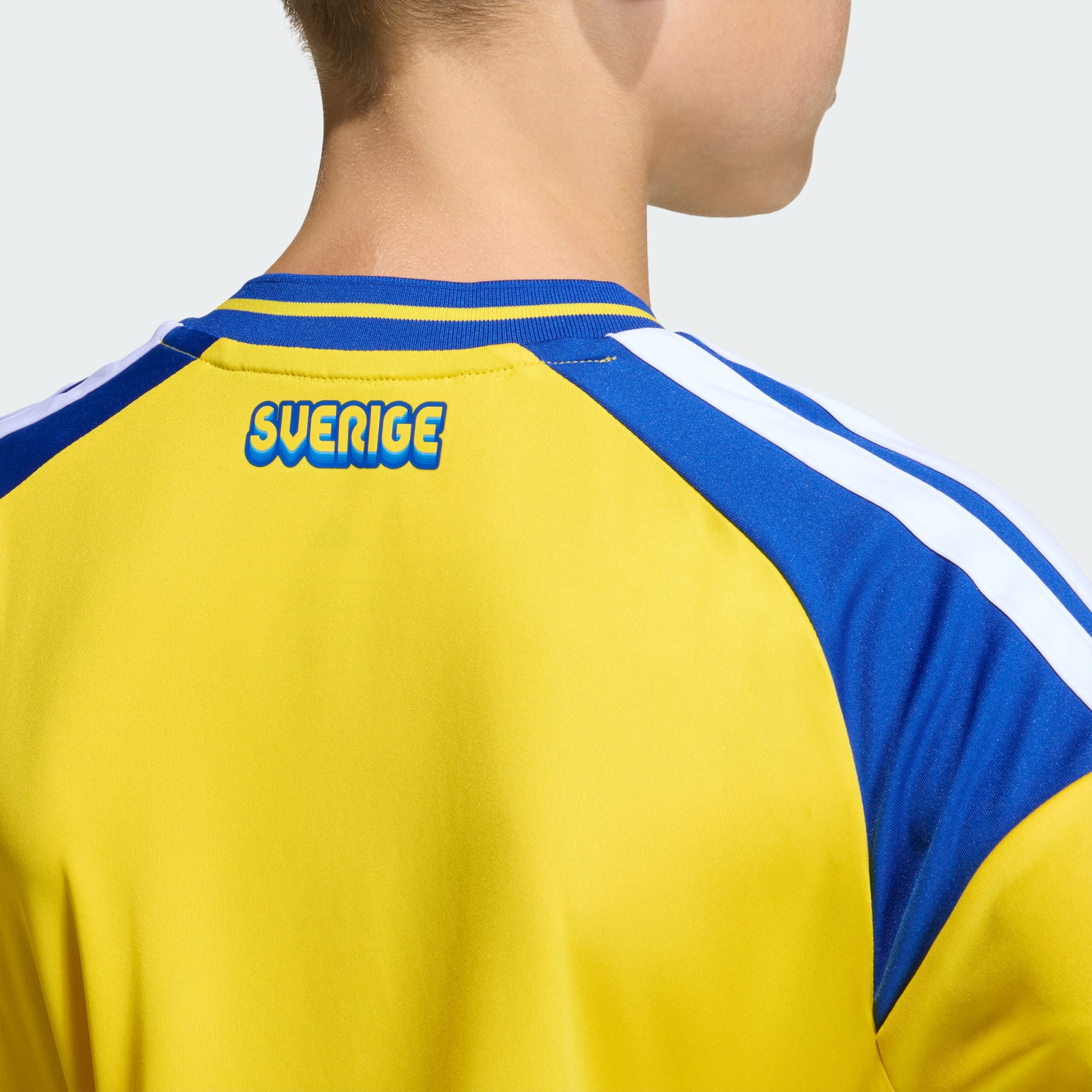 Sweden 26 Home Kids Jersey