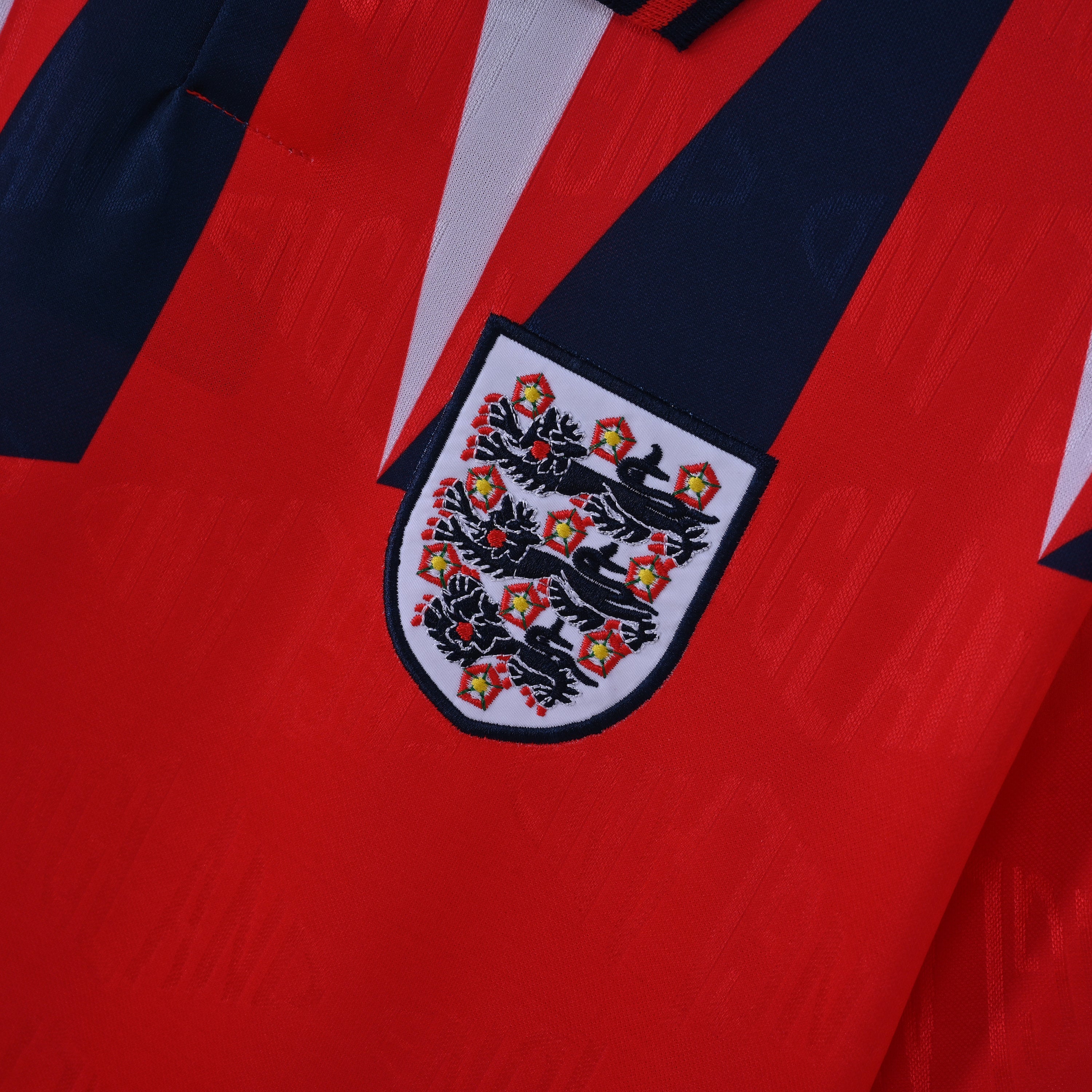 PSG 2001/02 Home Retro Football Shirt - close up details of Navy Nike retro kit