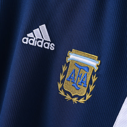 PSG 2001/02 Home Retro Football Shirt - close up details of Navy Nike retro kit